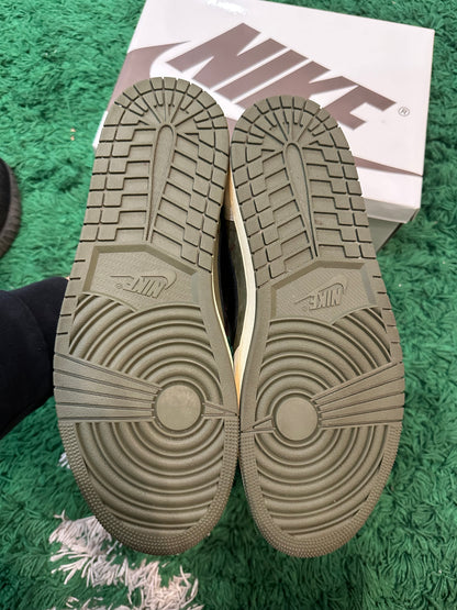 Jordan 1 Low Travis Scott “Medium Olive”