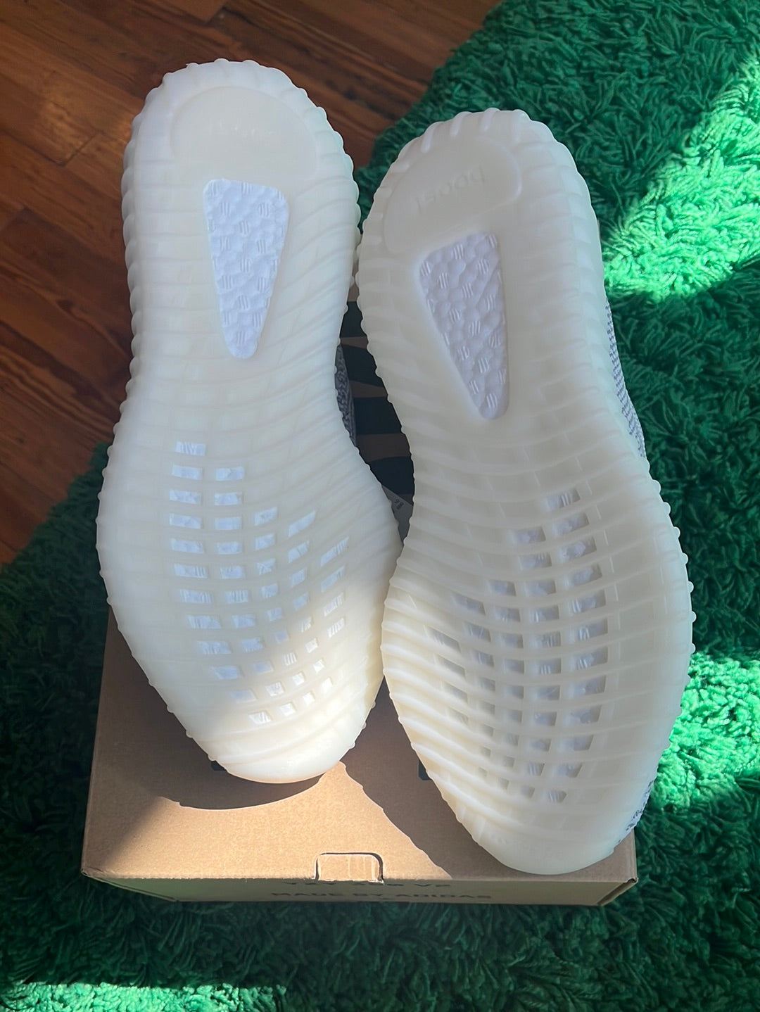 Yeezy Boost 350 V2 “Static”