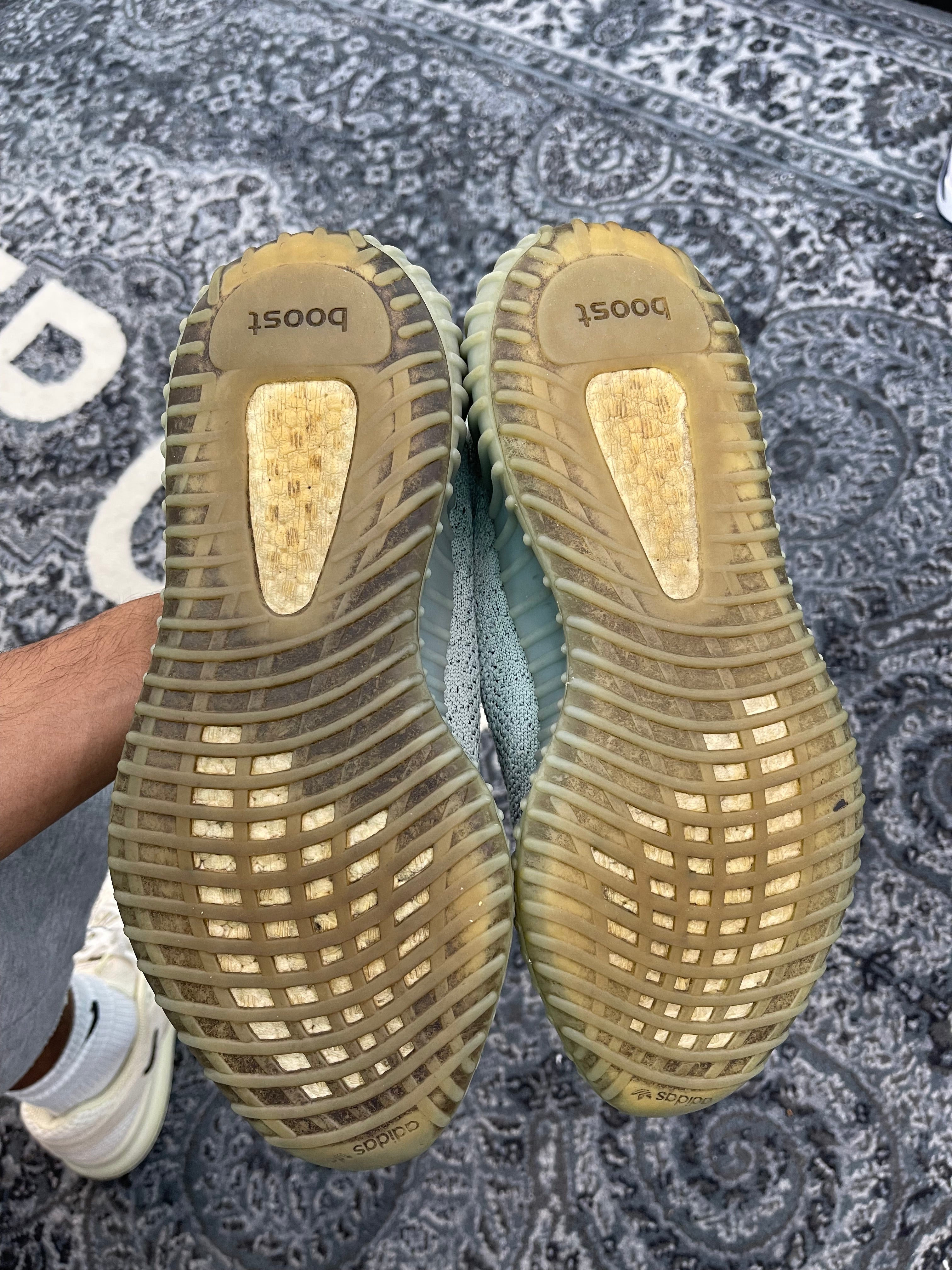 Yeezy 350 “Salt”