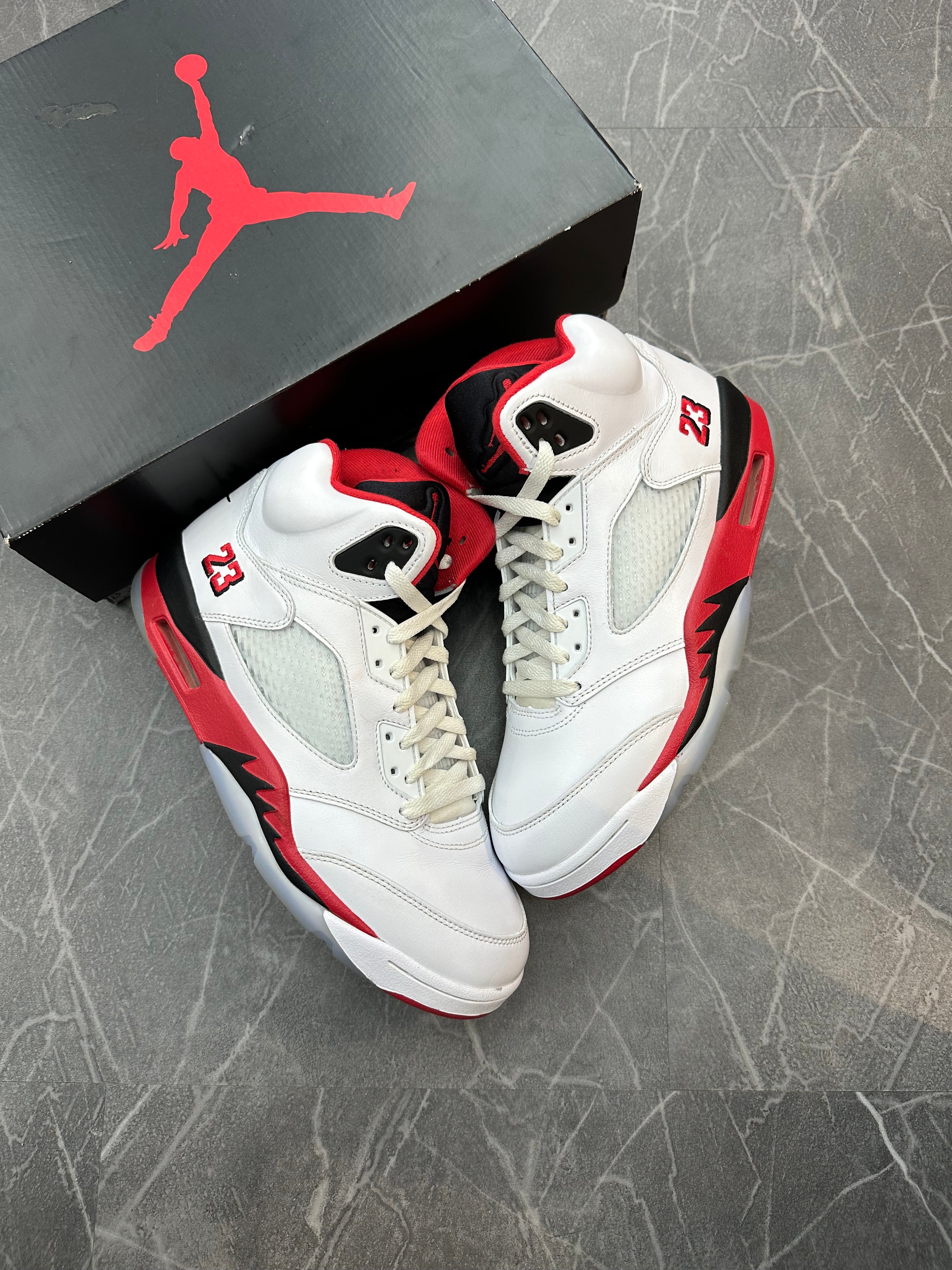 Jordan 5 “Fire Red Black Tongue”