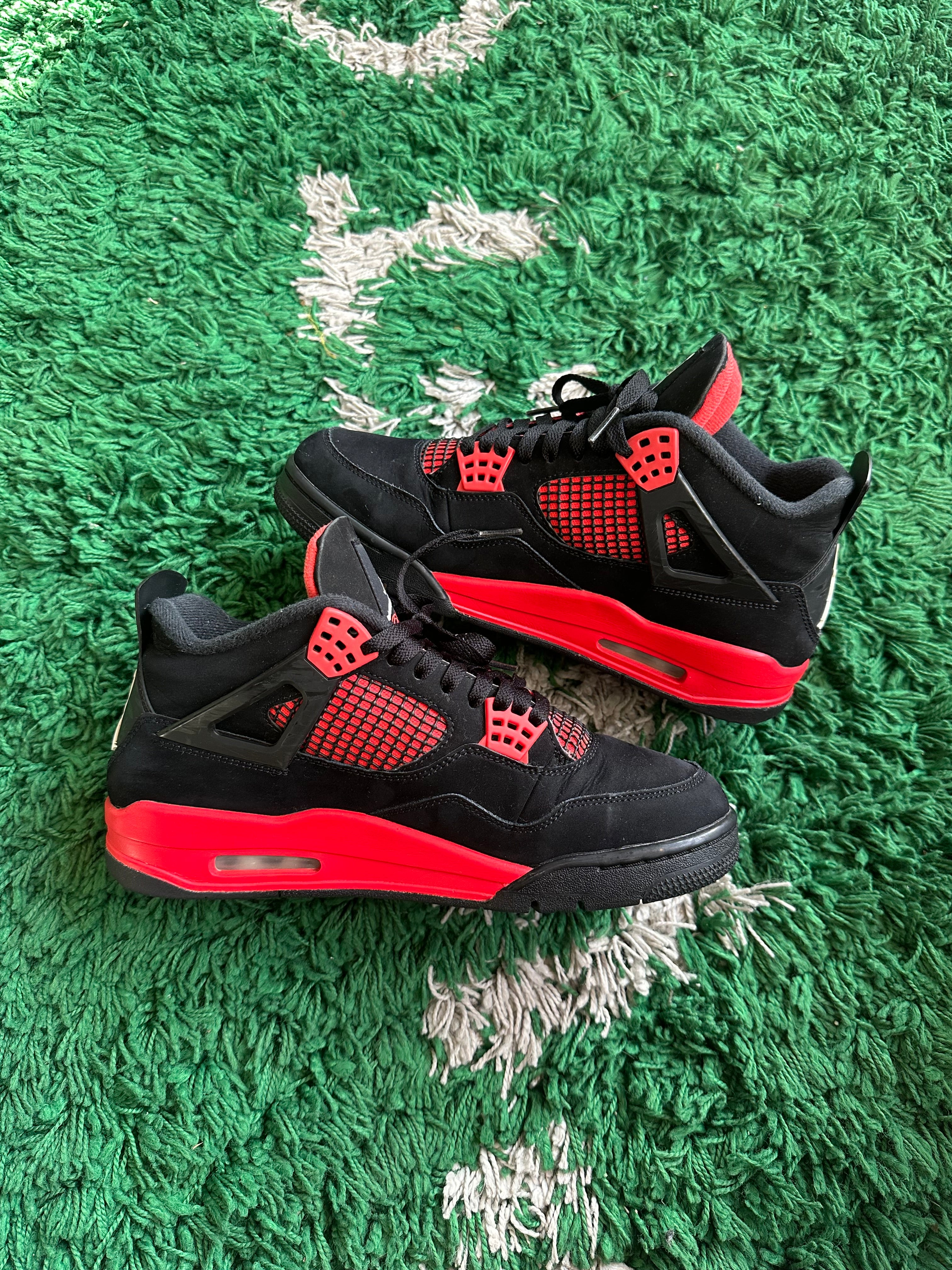 Jordan 4 “Red Thunder”