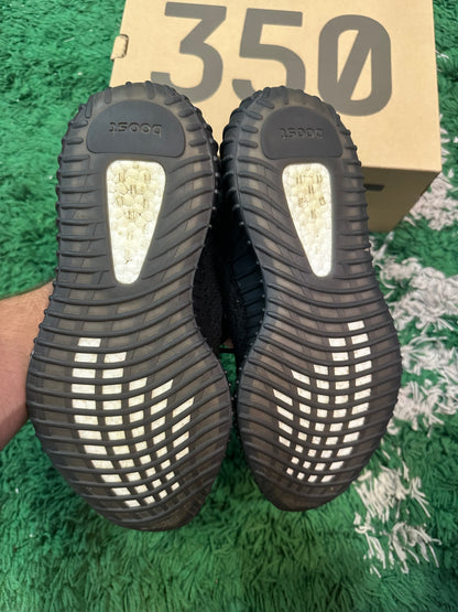 Yeezy 350 “Bred”