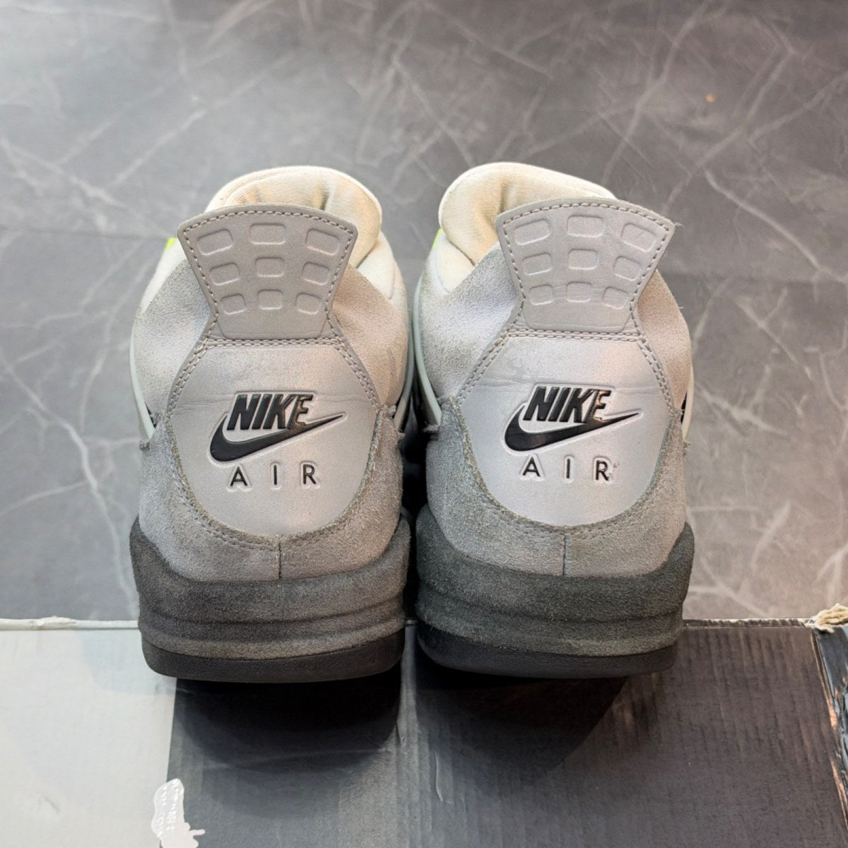 Jordan 4 Retro SE 95 Neon - Image 5