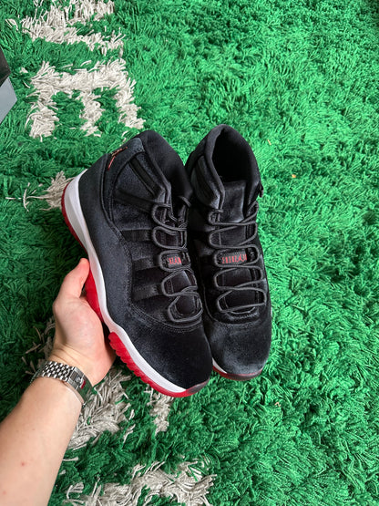 Jordan 11 “Bred Velvet”