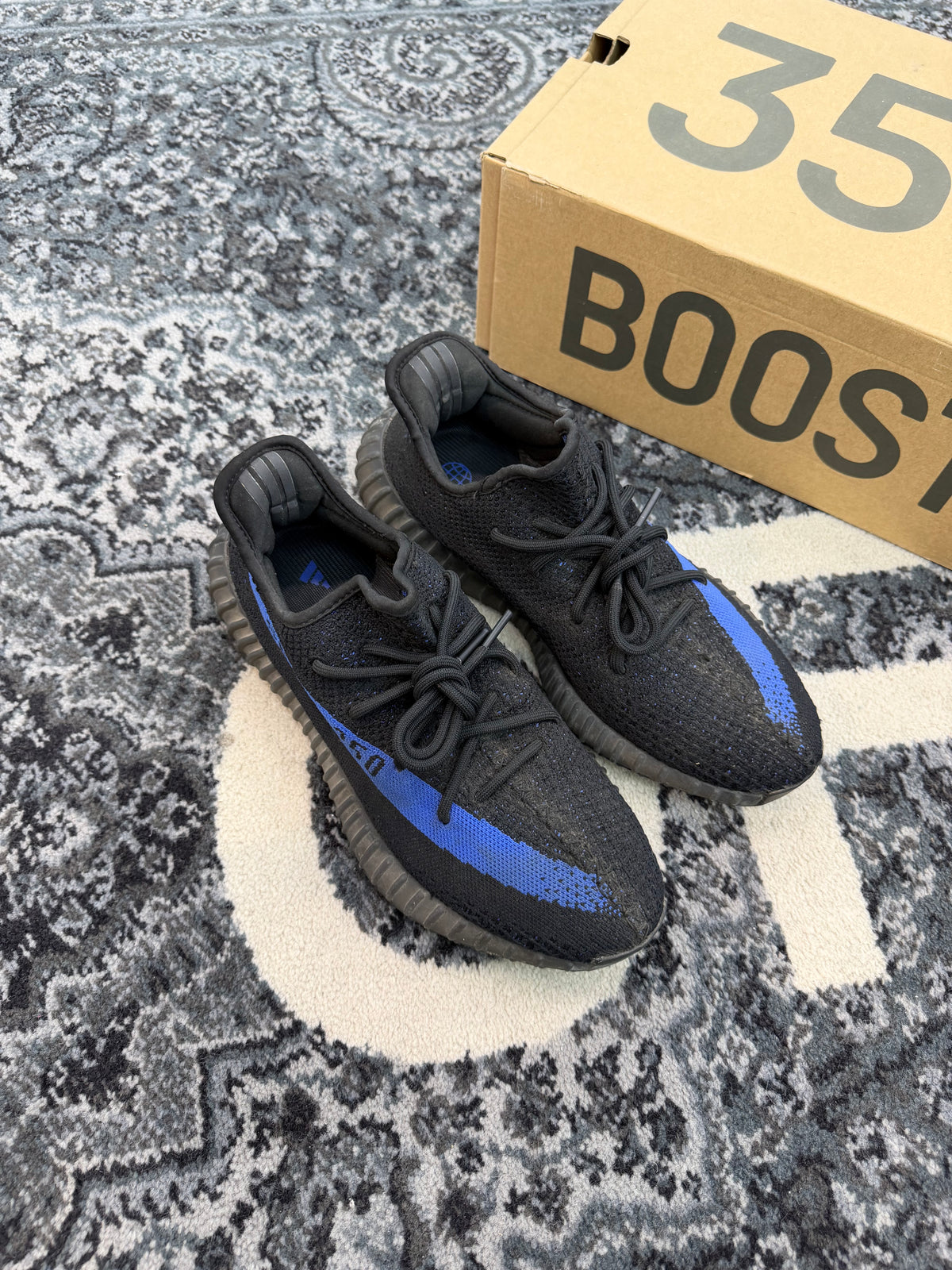 Yeezy 350 “Dazzling Blue”