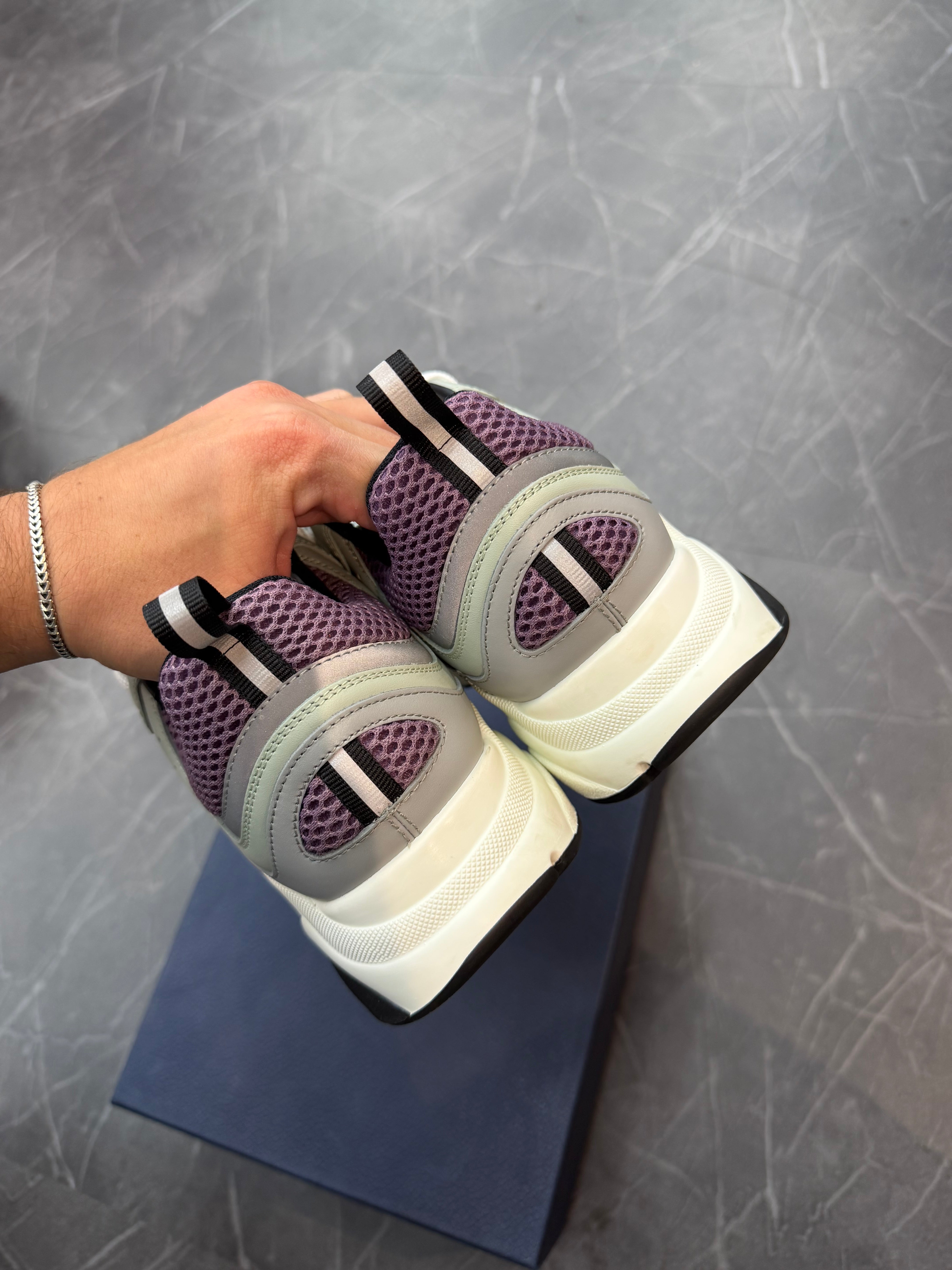 Dior B22 Lavender Cream