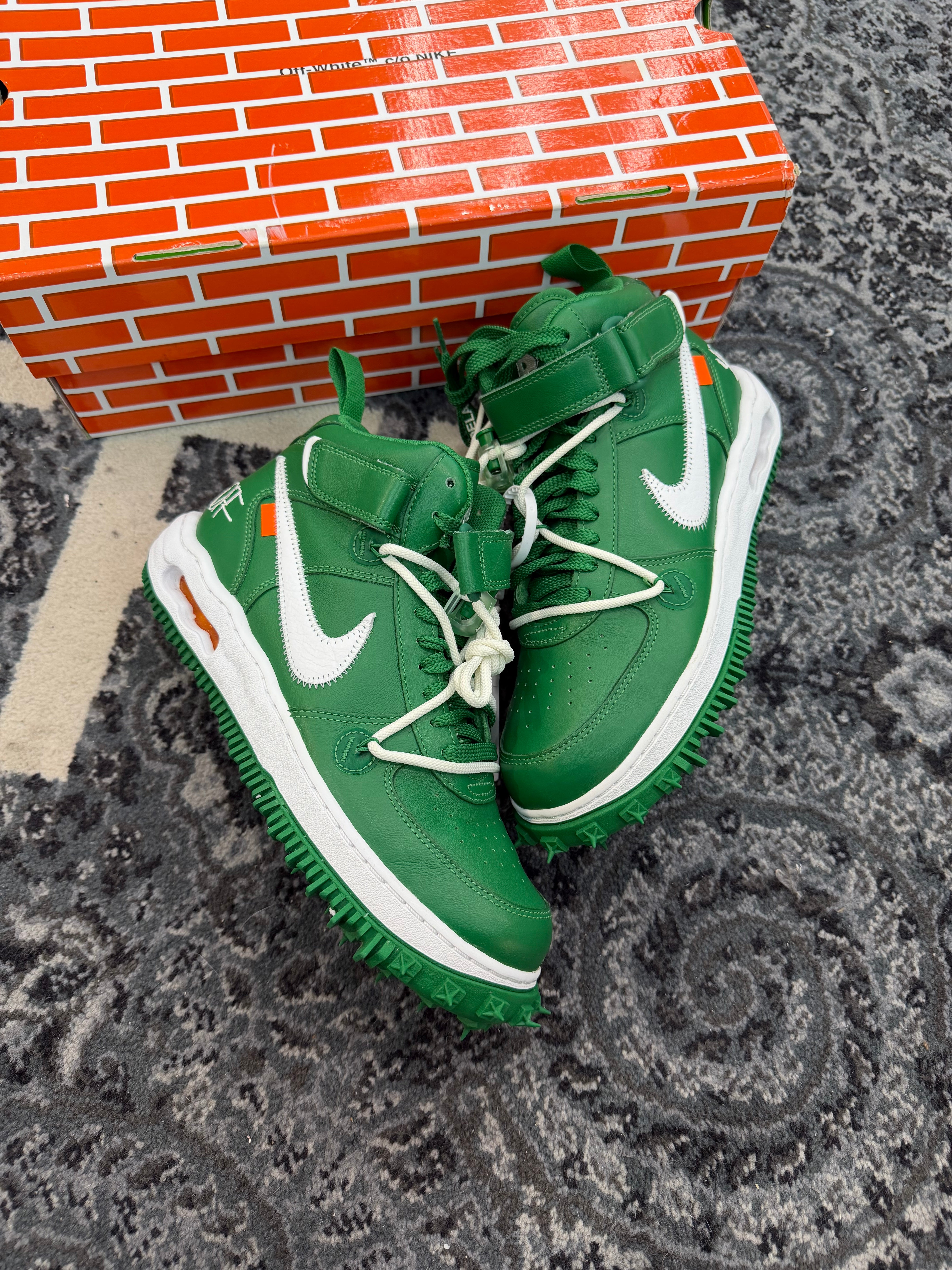 Nike Air Force 1 Mid x Off-White “Pine Green”