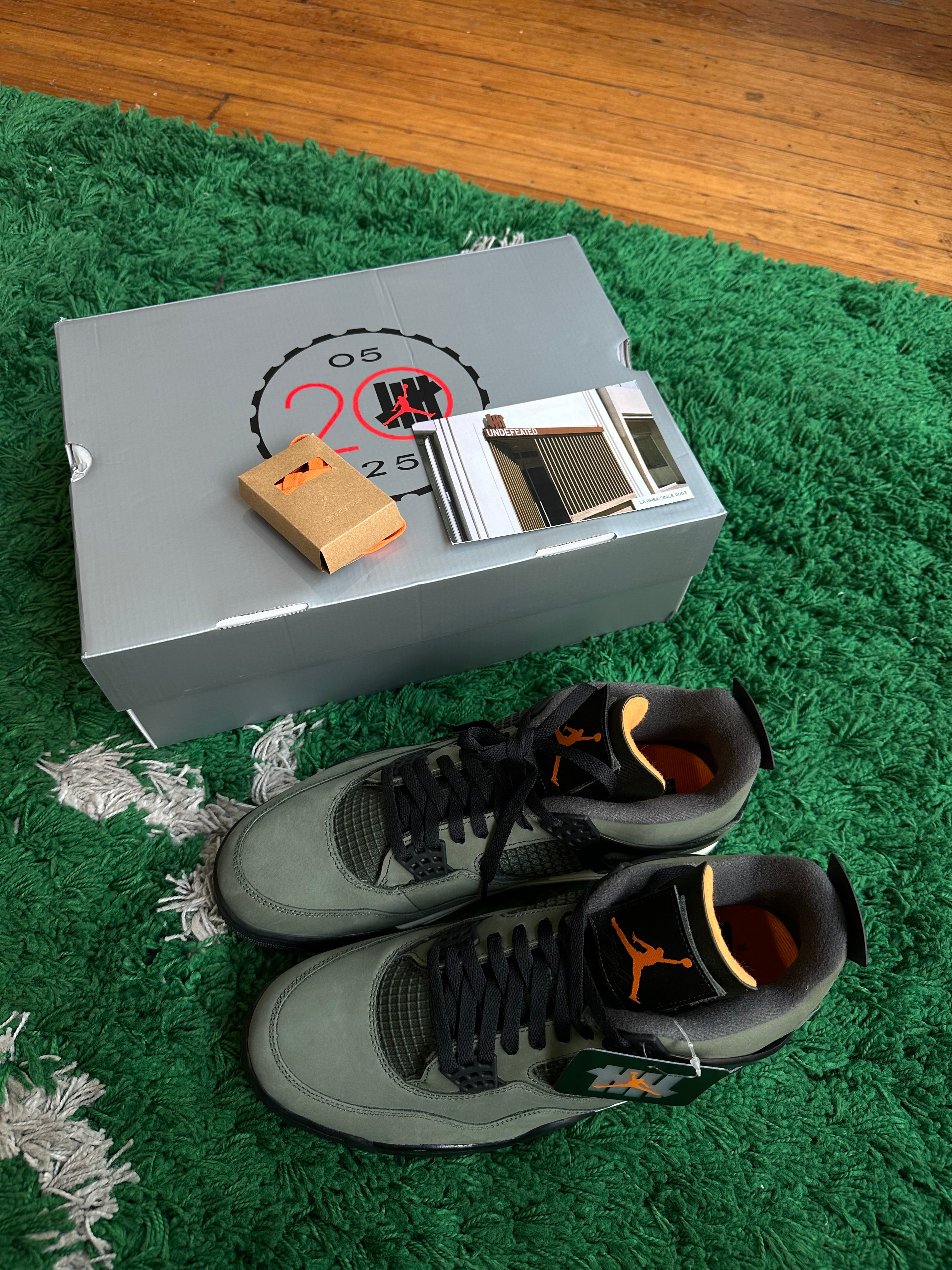 Jordan 4 “Undefeated”