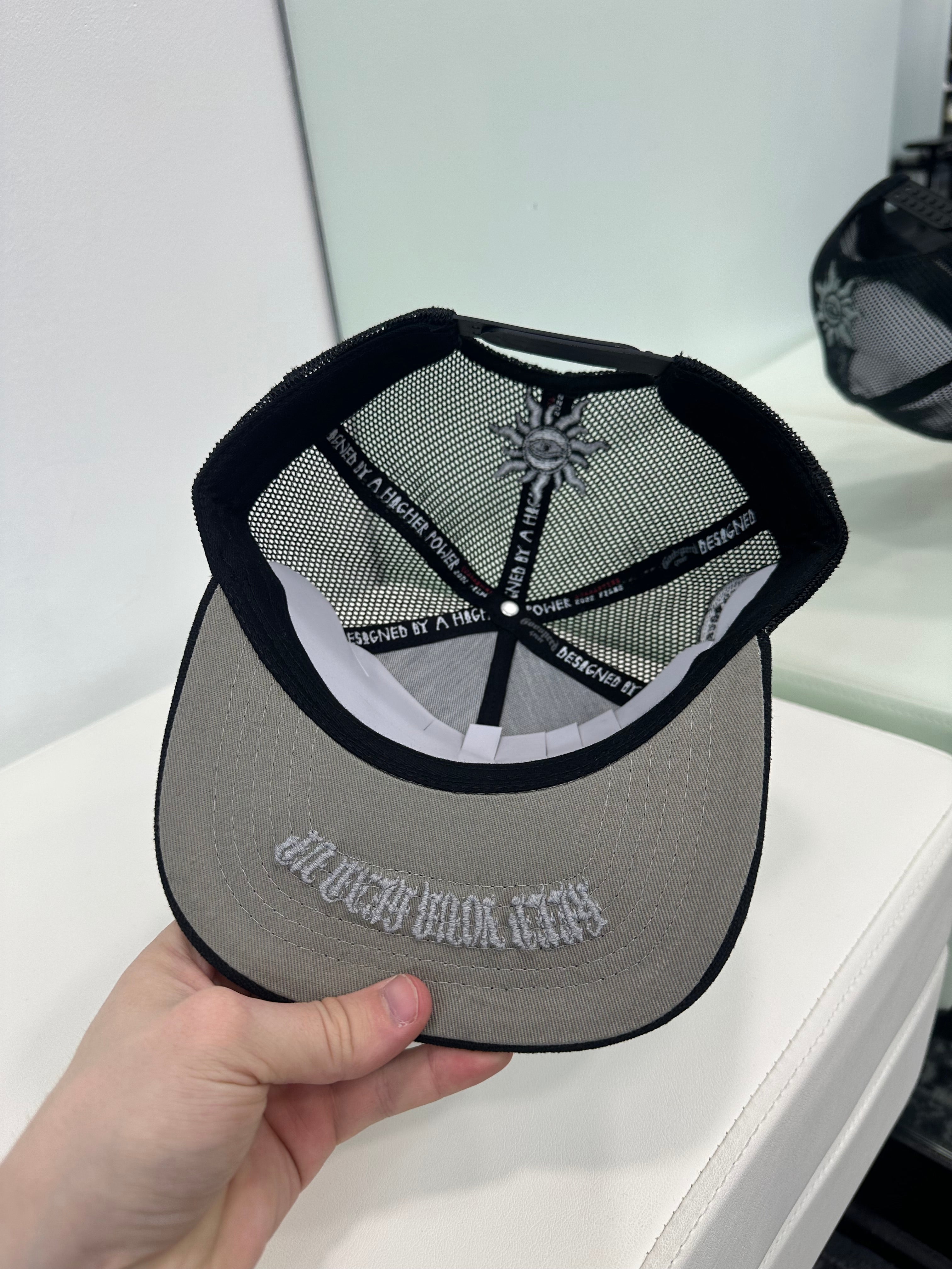 Godspeed Trucker Black Grey