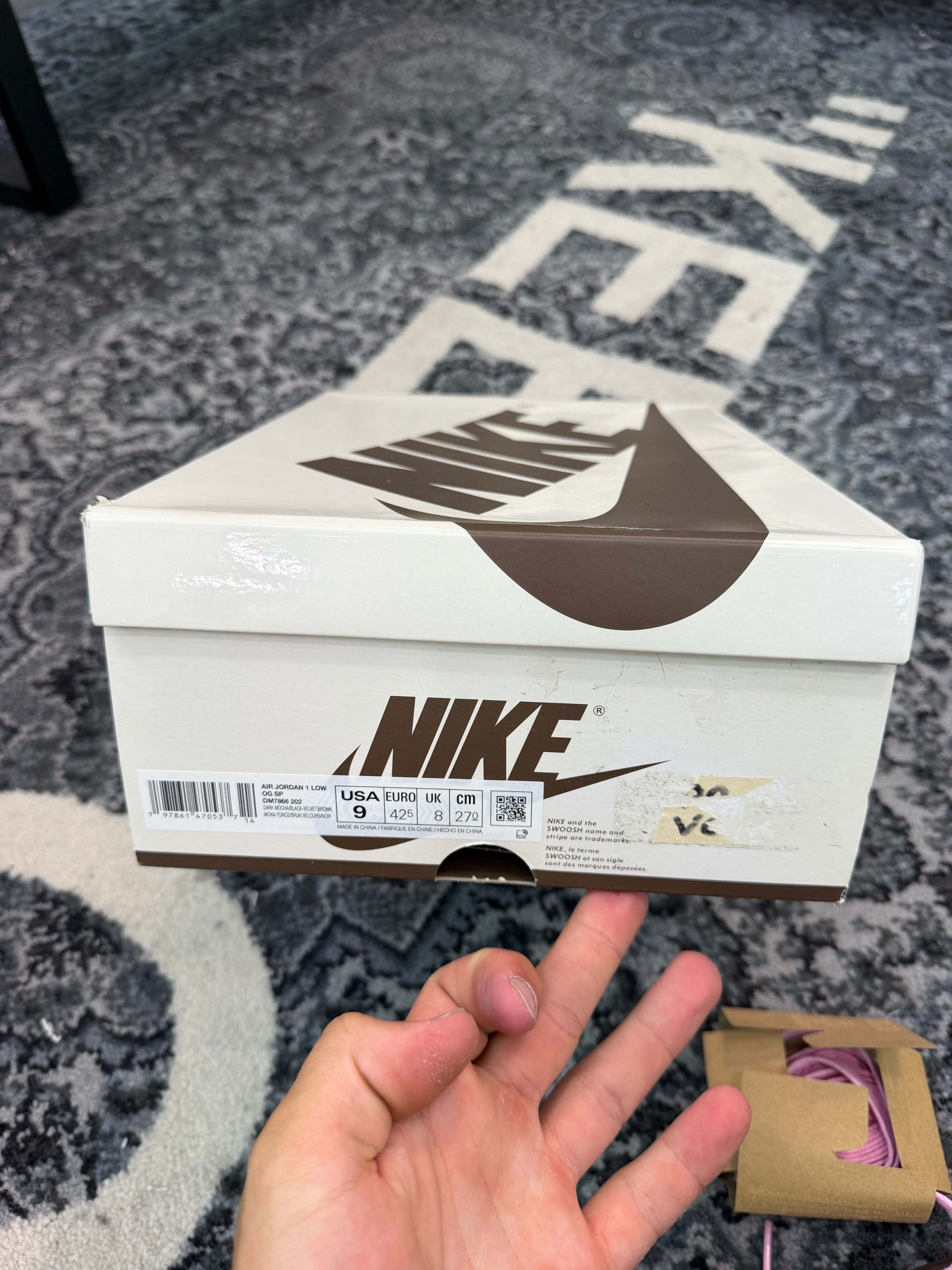 Jordan 1 Low x Travis Scott “Velvet Brown”