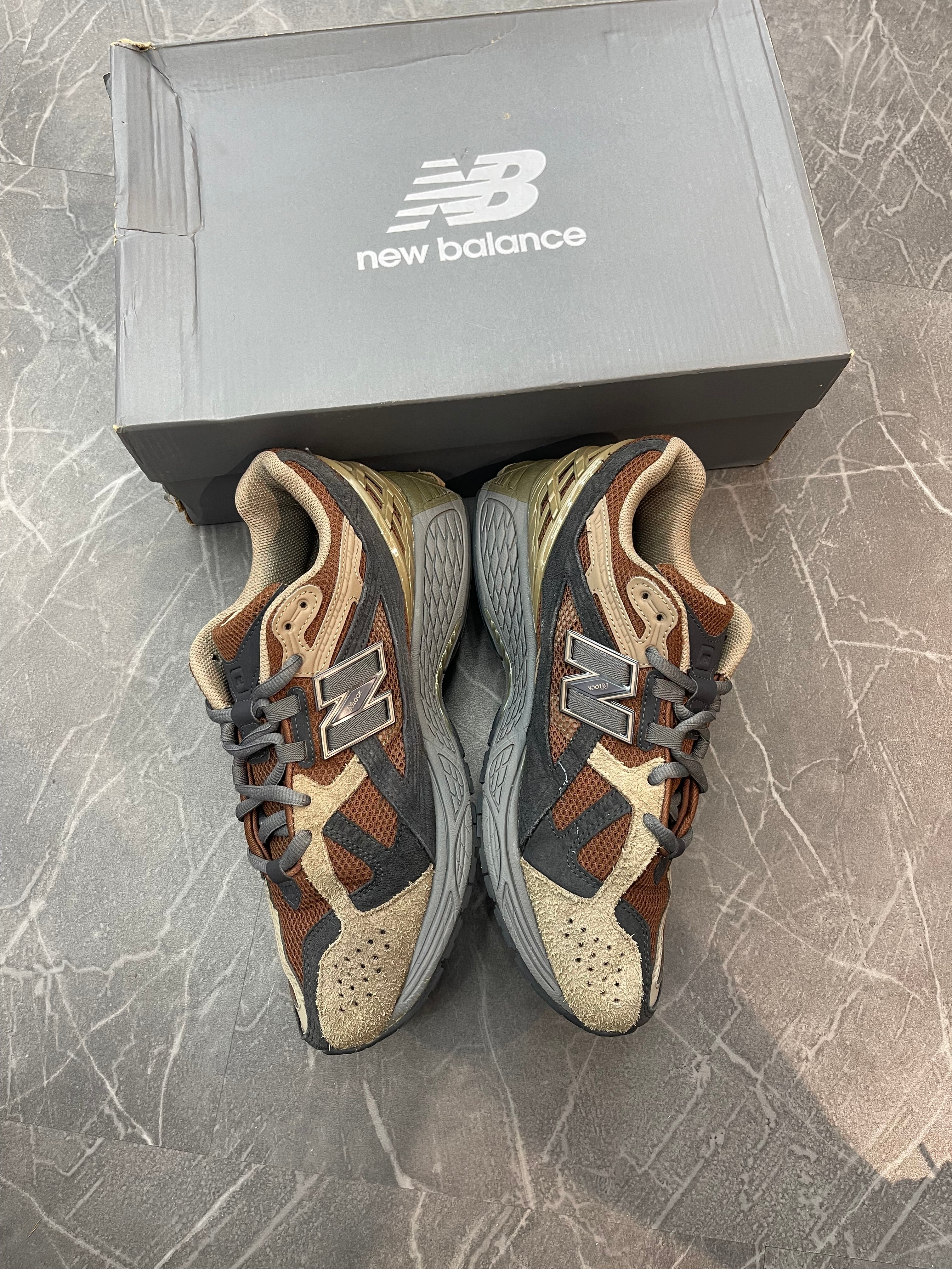 New Balance x Undefeated 1906U “Rich Oak Phantom”