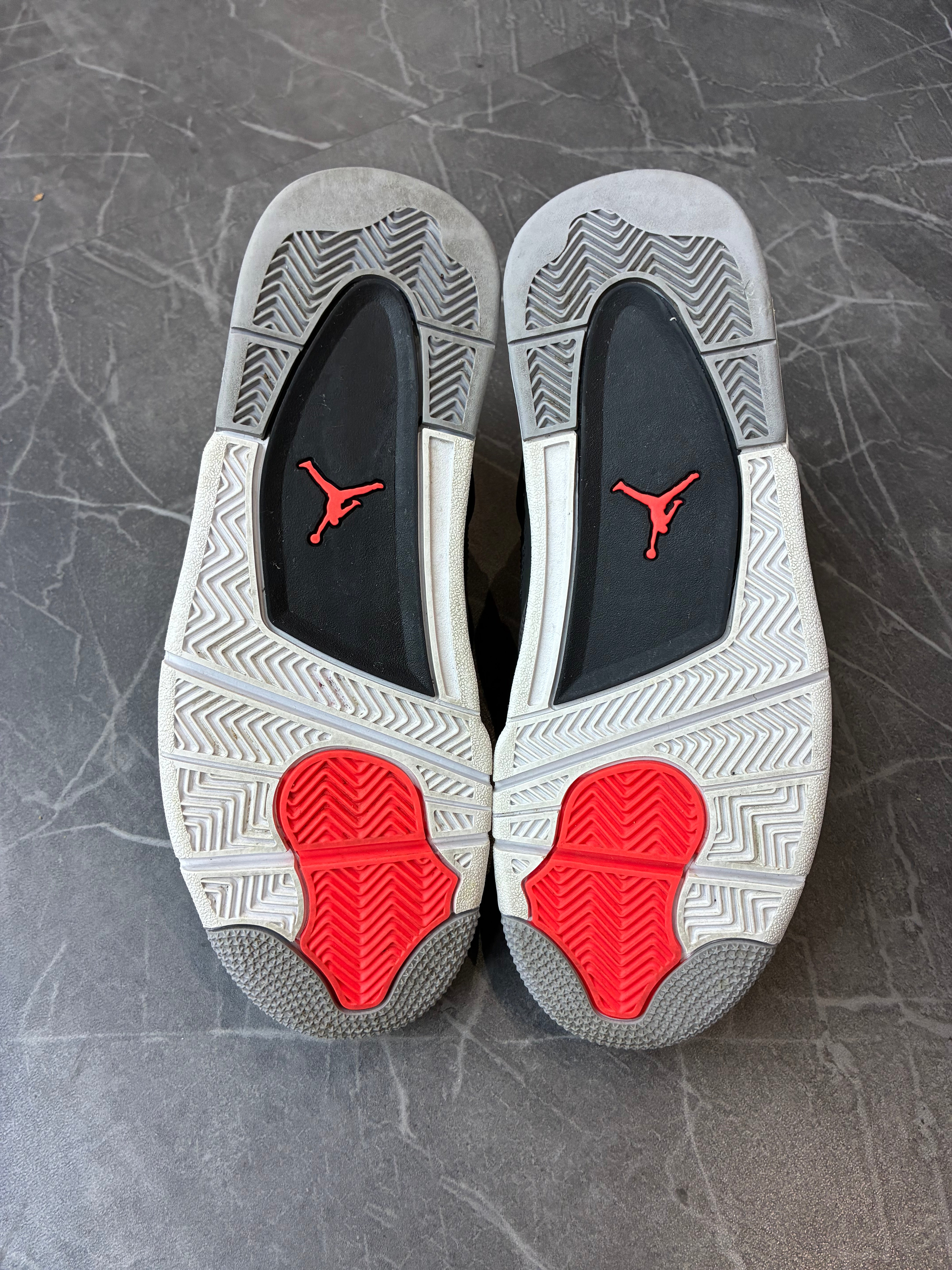 Jordan 4 “Infrared”