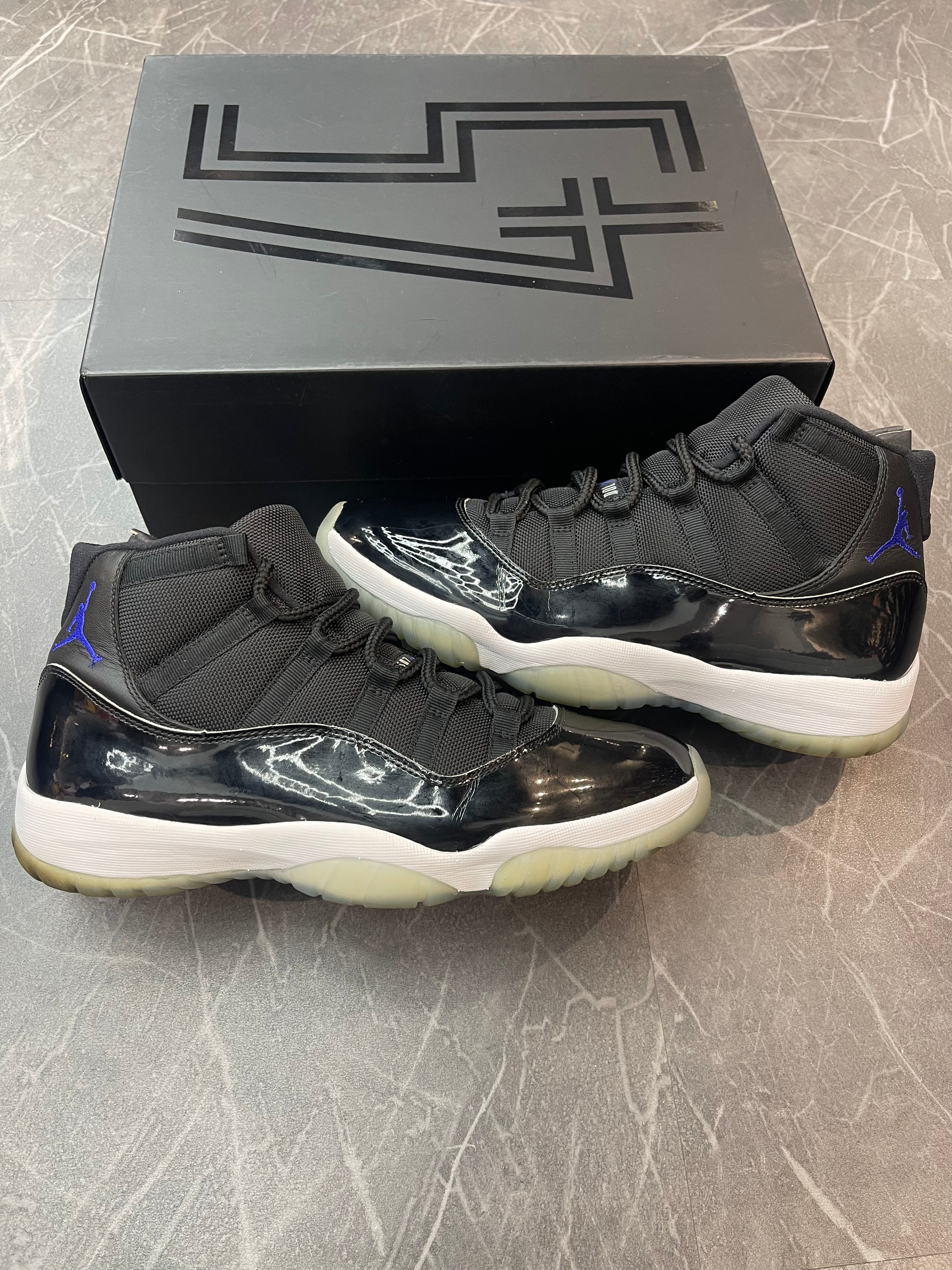 Jordan 11 “Space Jam”