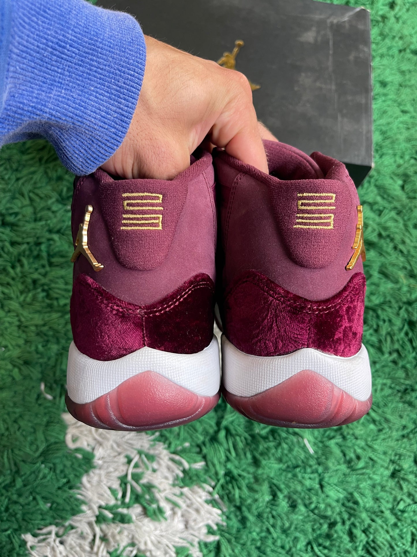 Jordan 11 “Heiress Night Maroon”