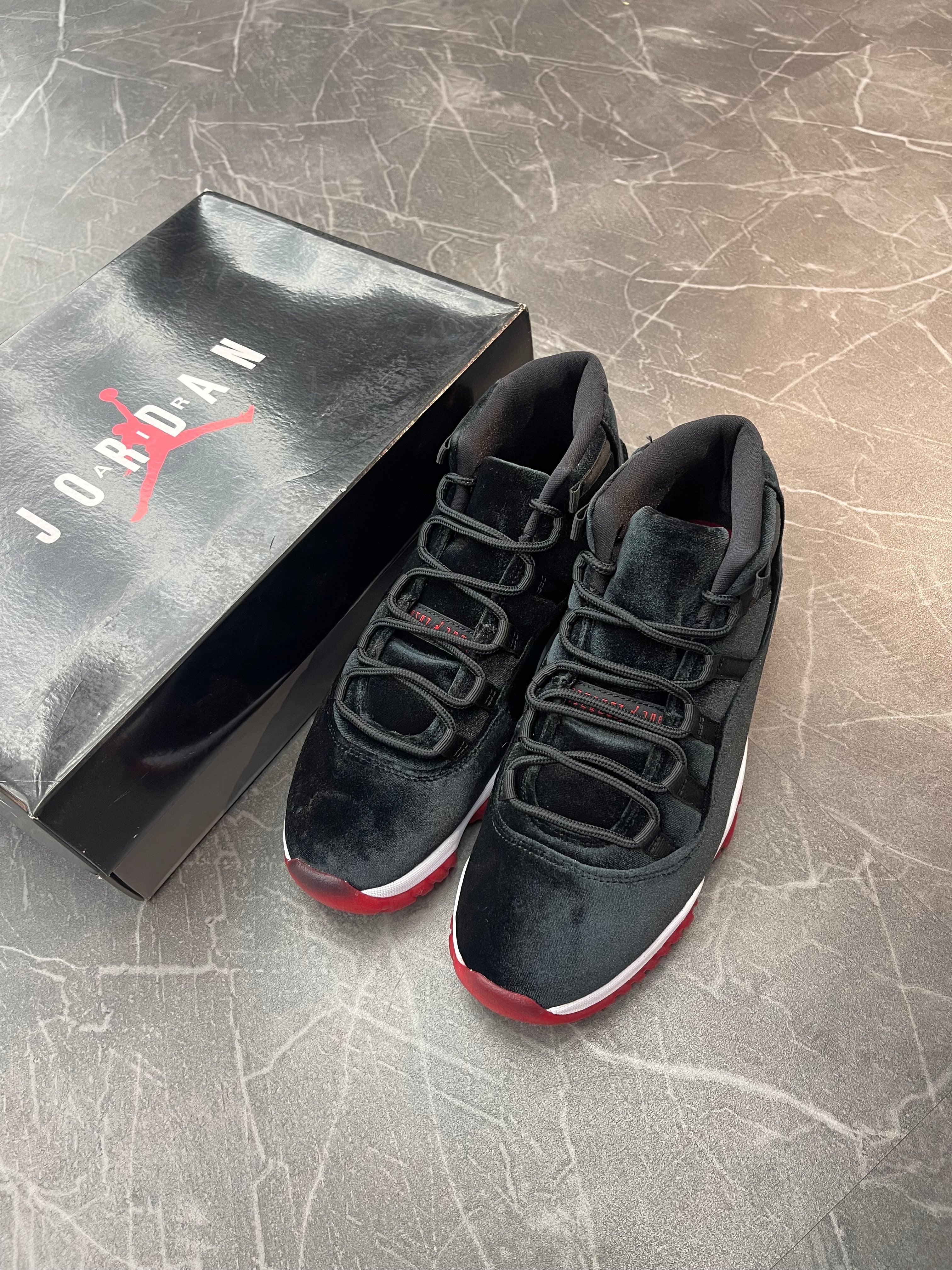 Jordan 11 “Velvet Bred”