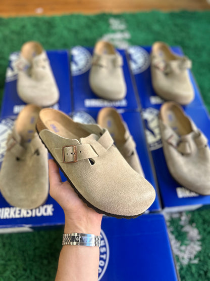 Birkenstock Clogs “Suede Taupe”
