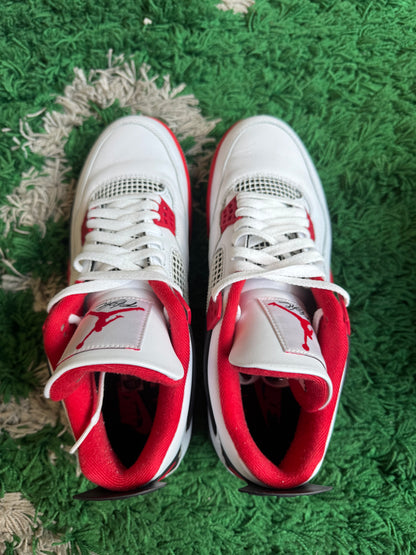 Jordan 4 “Fire Red”