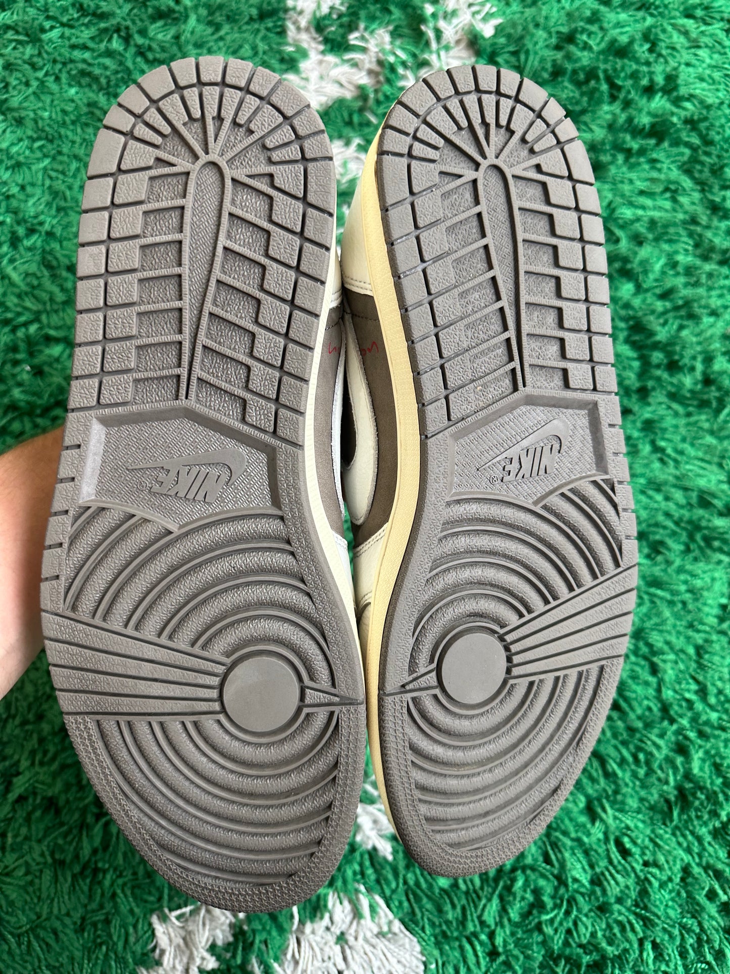 Jordan 1 Low Travis Scott “Reverse Mocha”