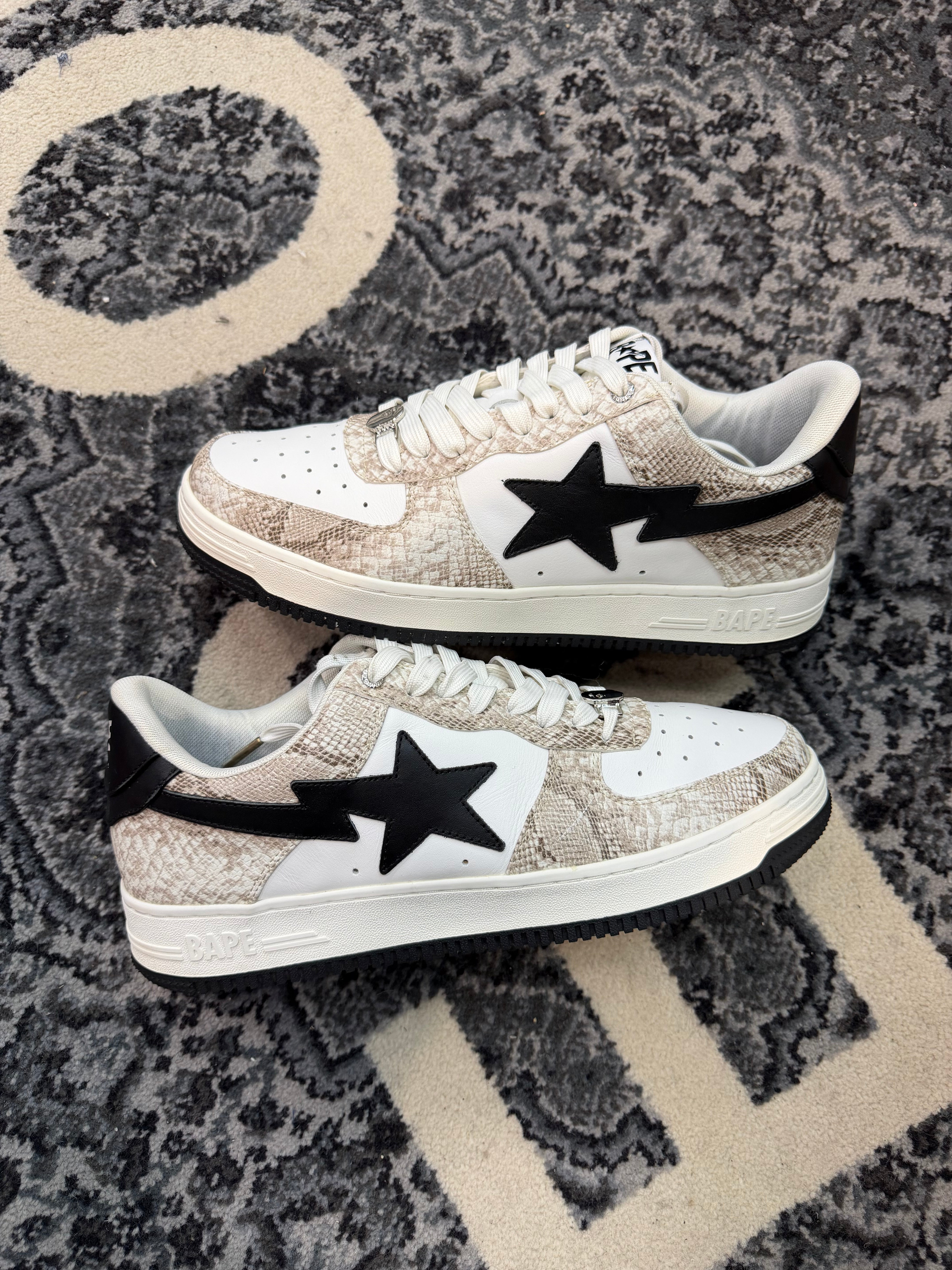 Bapesta Low “Snakekin”