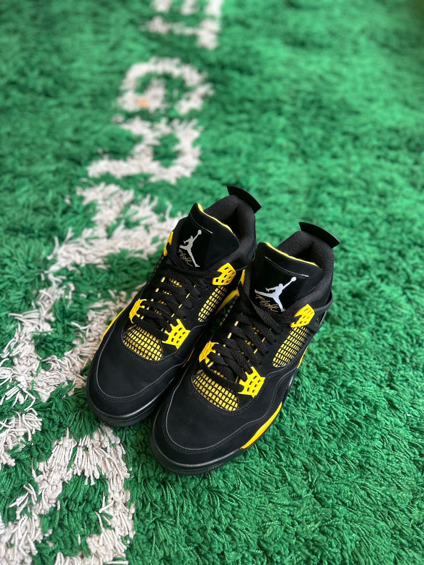 Jordan 4 “Thunder”