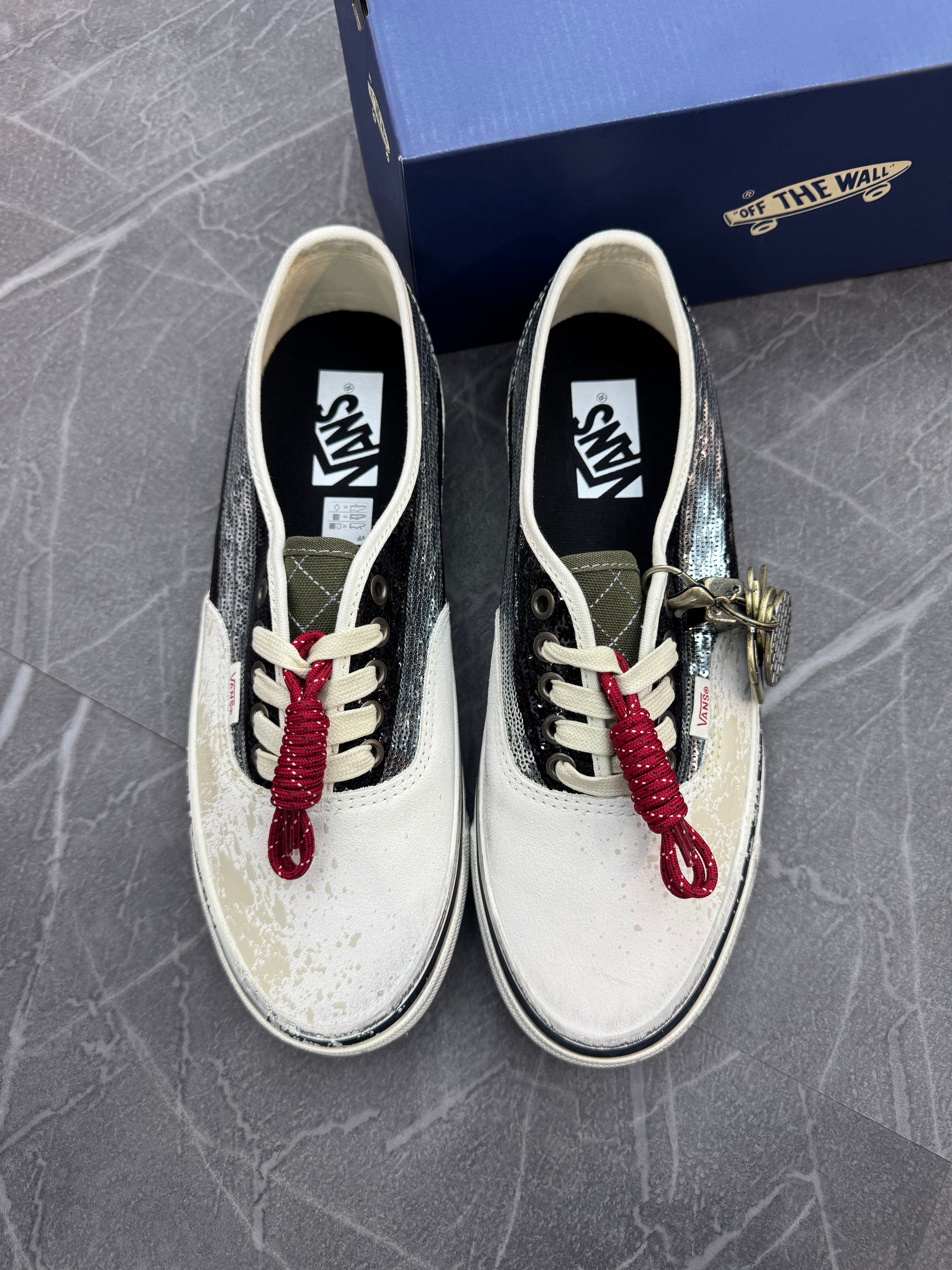 Vans Premium Authentic La Habana “Black White”