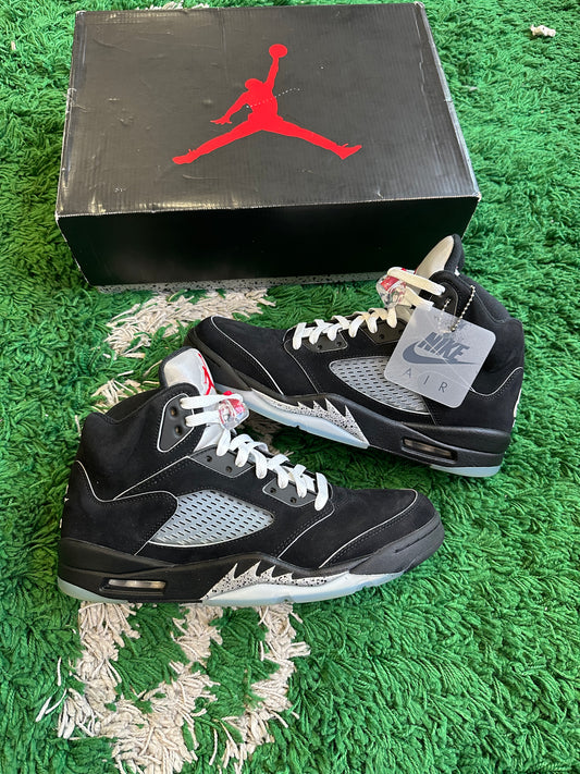 Jordan 5 “Black Metallic Reimagined”