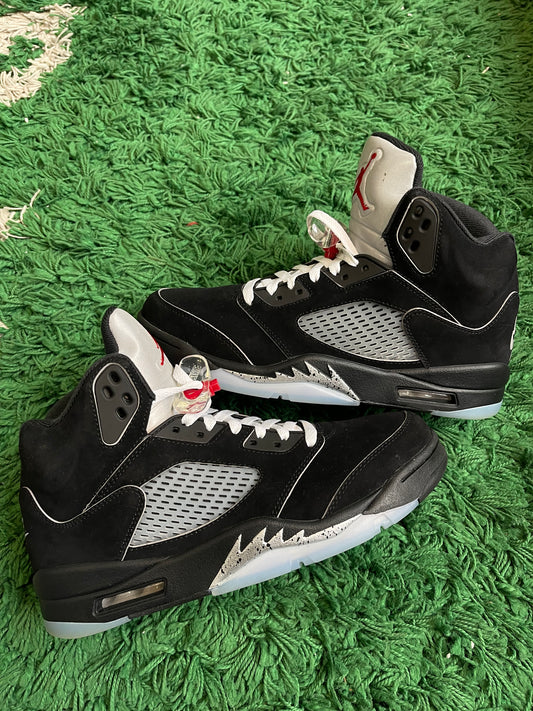 Jordan 5 “Black Metallic Reimagined”