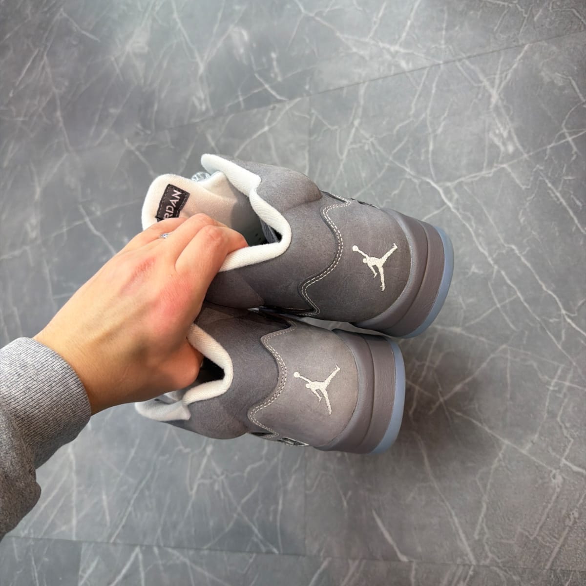 Jordan 5 Retro Wolf Grey (2026) - Image 3