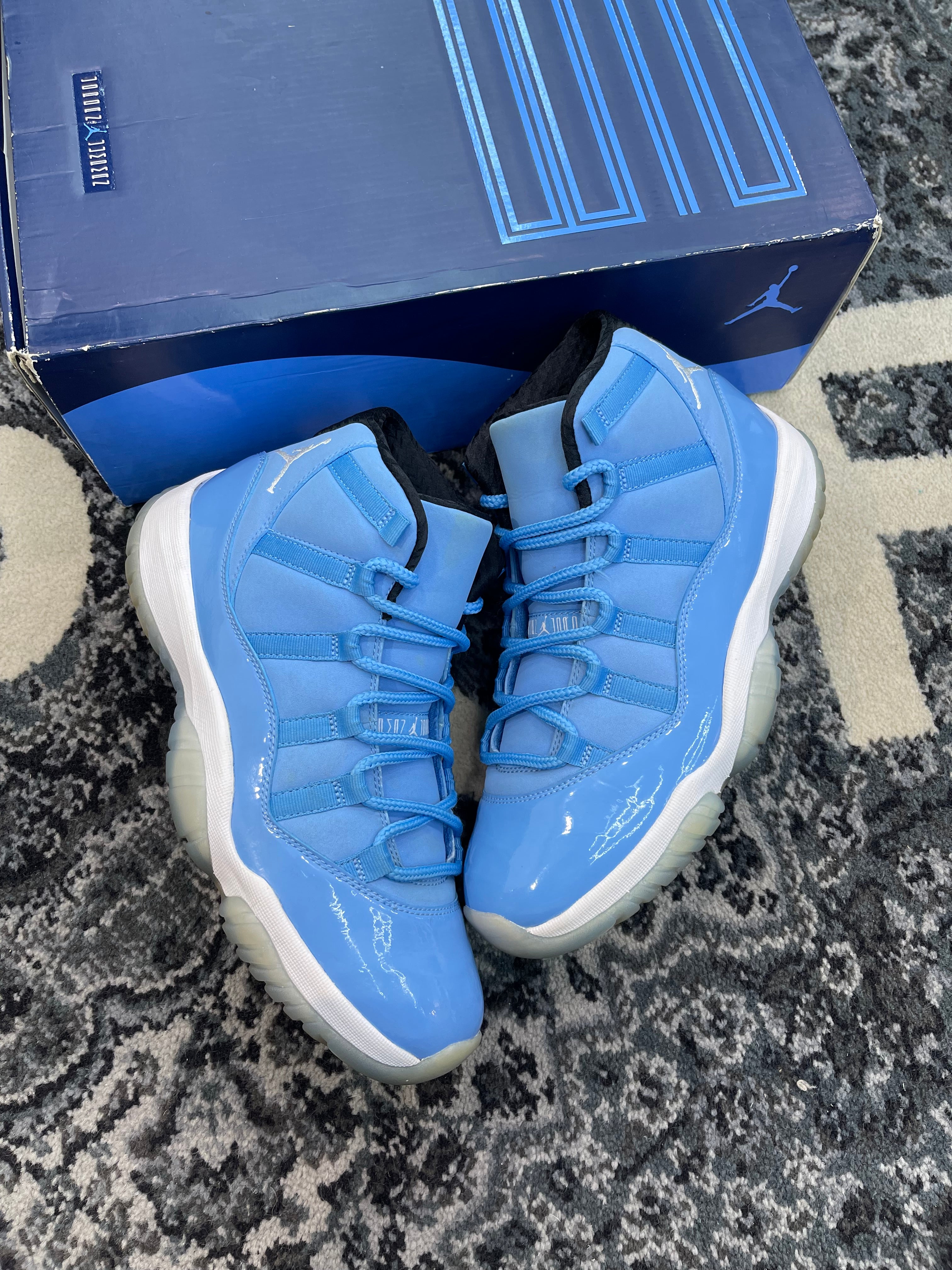 Jordan 11 “Pantone”