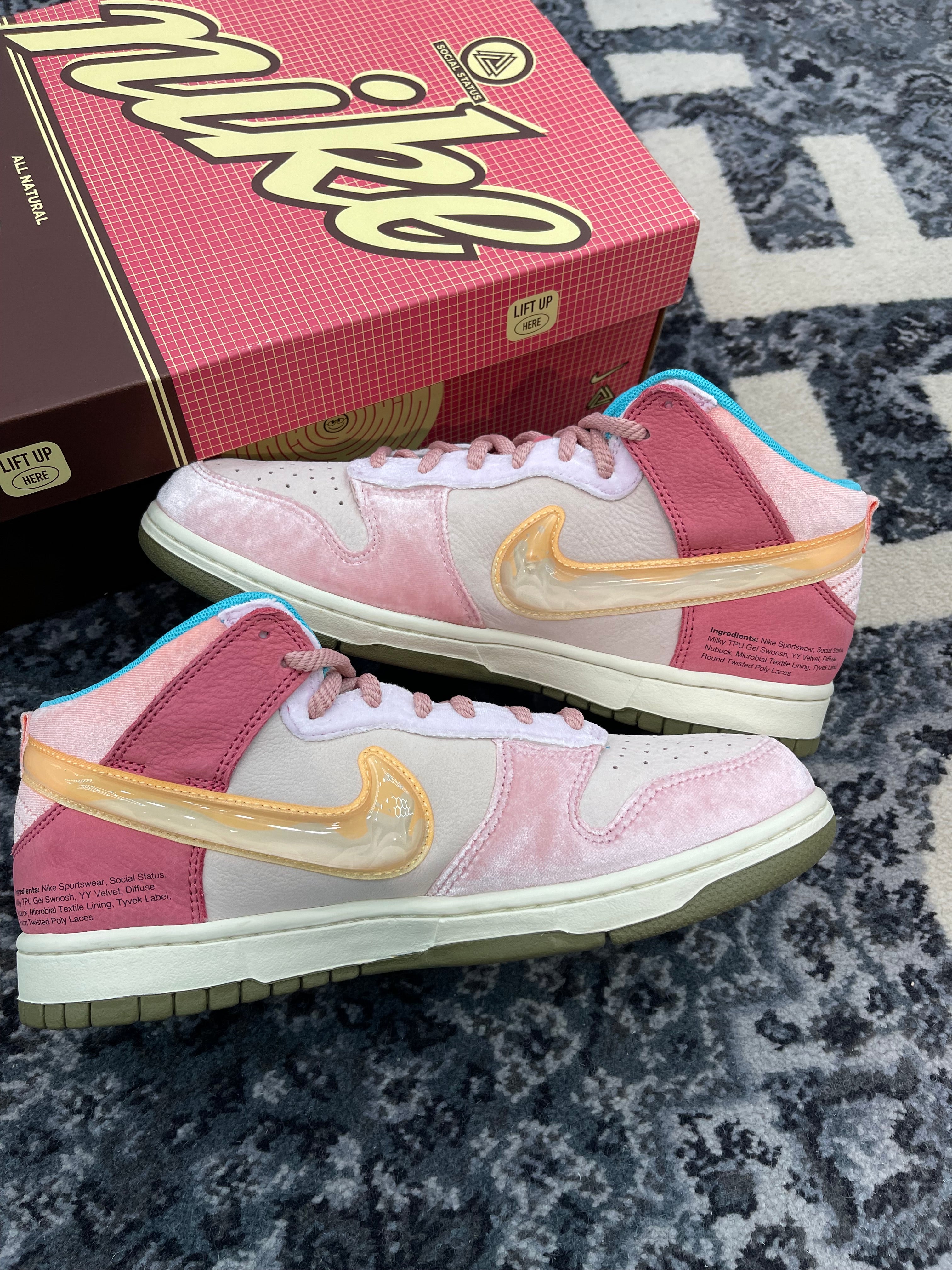 Nike Dunk Mid x Social Status “Strawberry Milk”