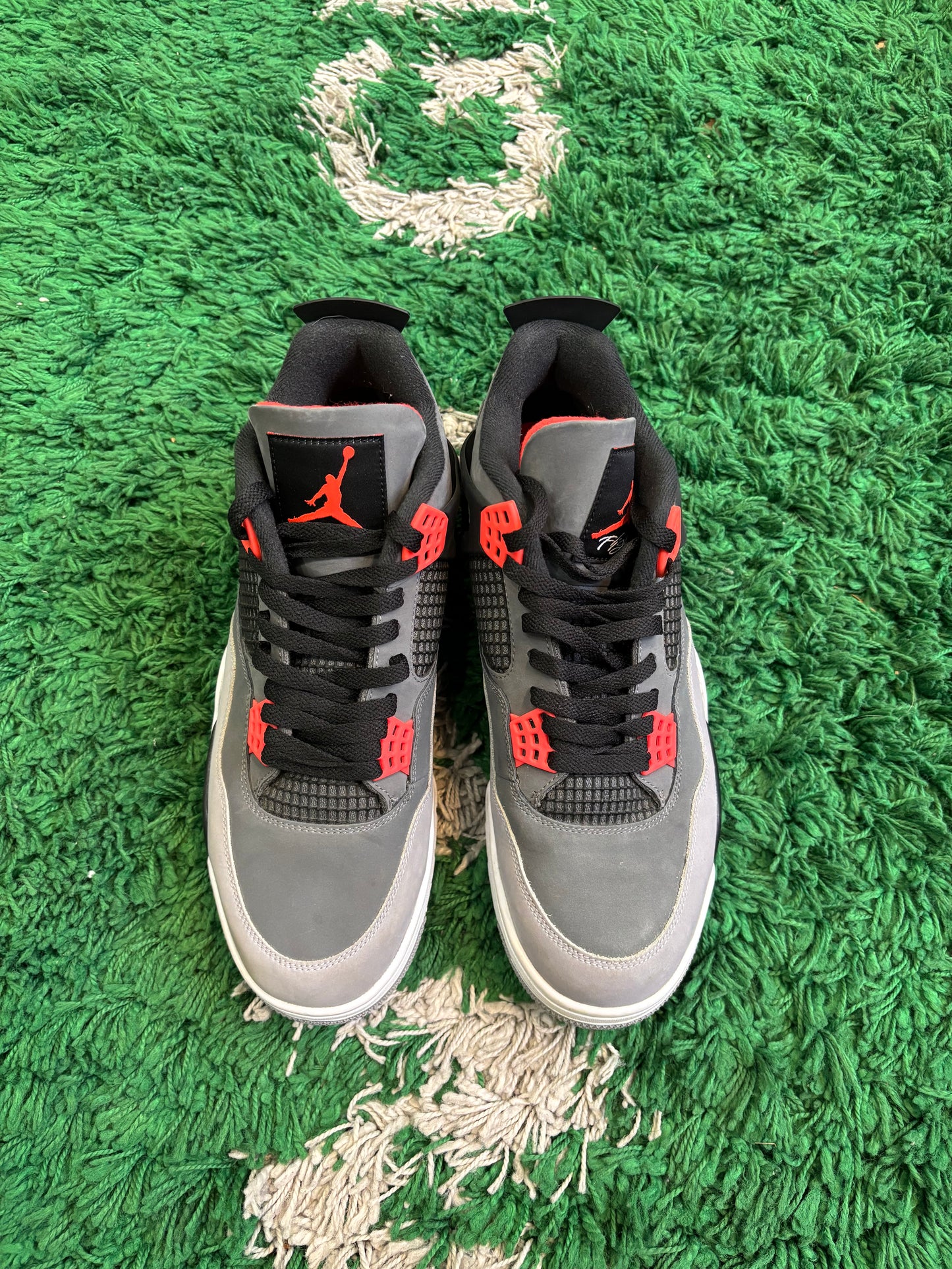 Jordan 4 “Infrared”