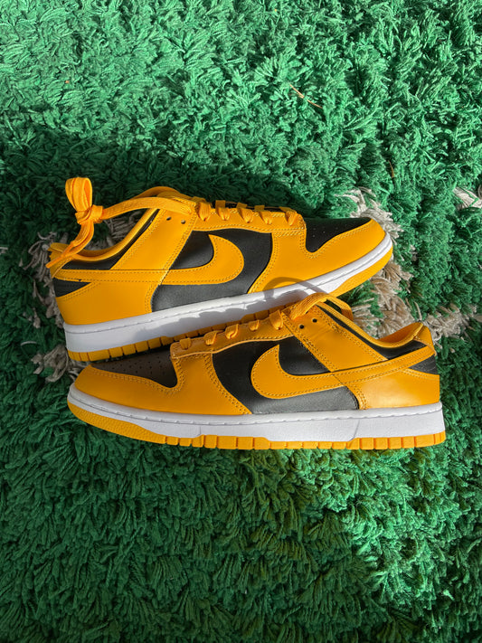 Nike Dunk Low “Goldenrod”