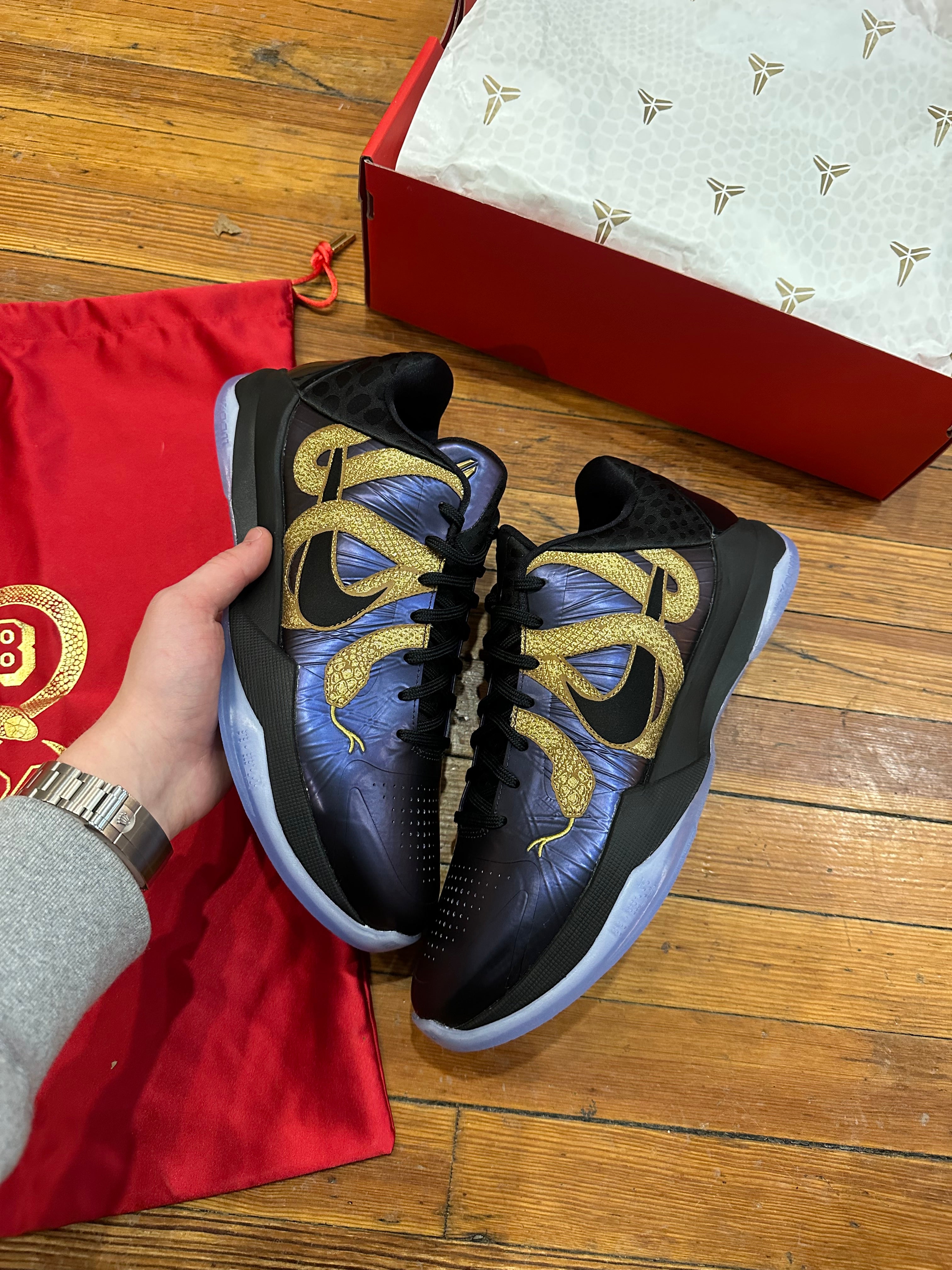 Kobe 5 Protro “Year of the Mamba Eggplant”