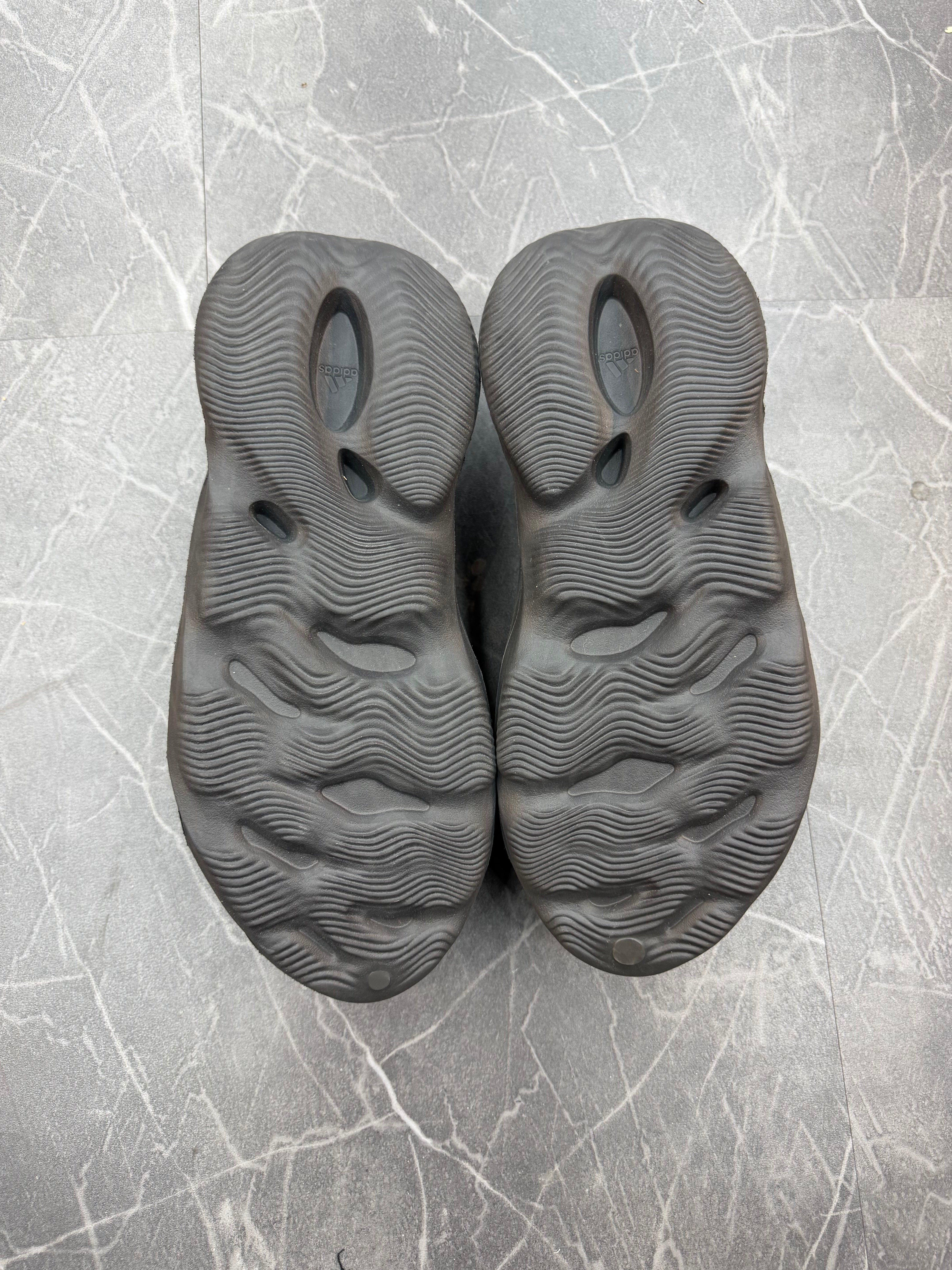 Yeezy Foam Runner “Onyx”