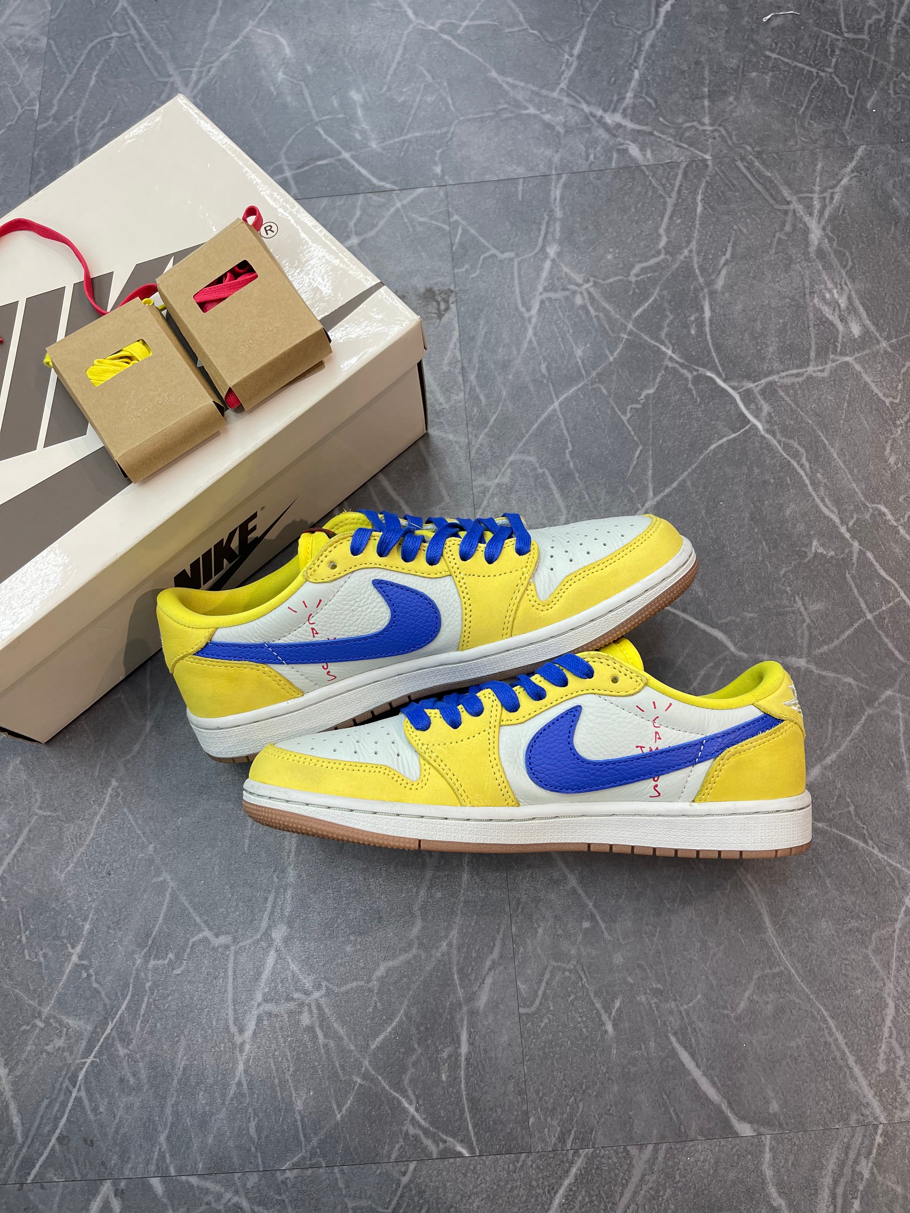 Travis Scott Jordan 1 Low “Canary”