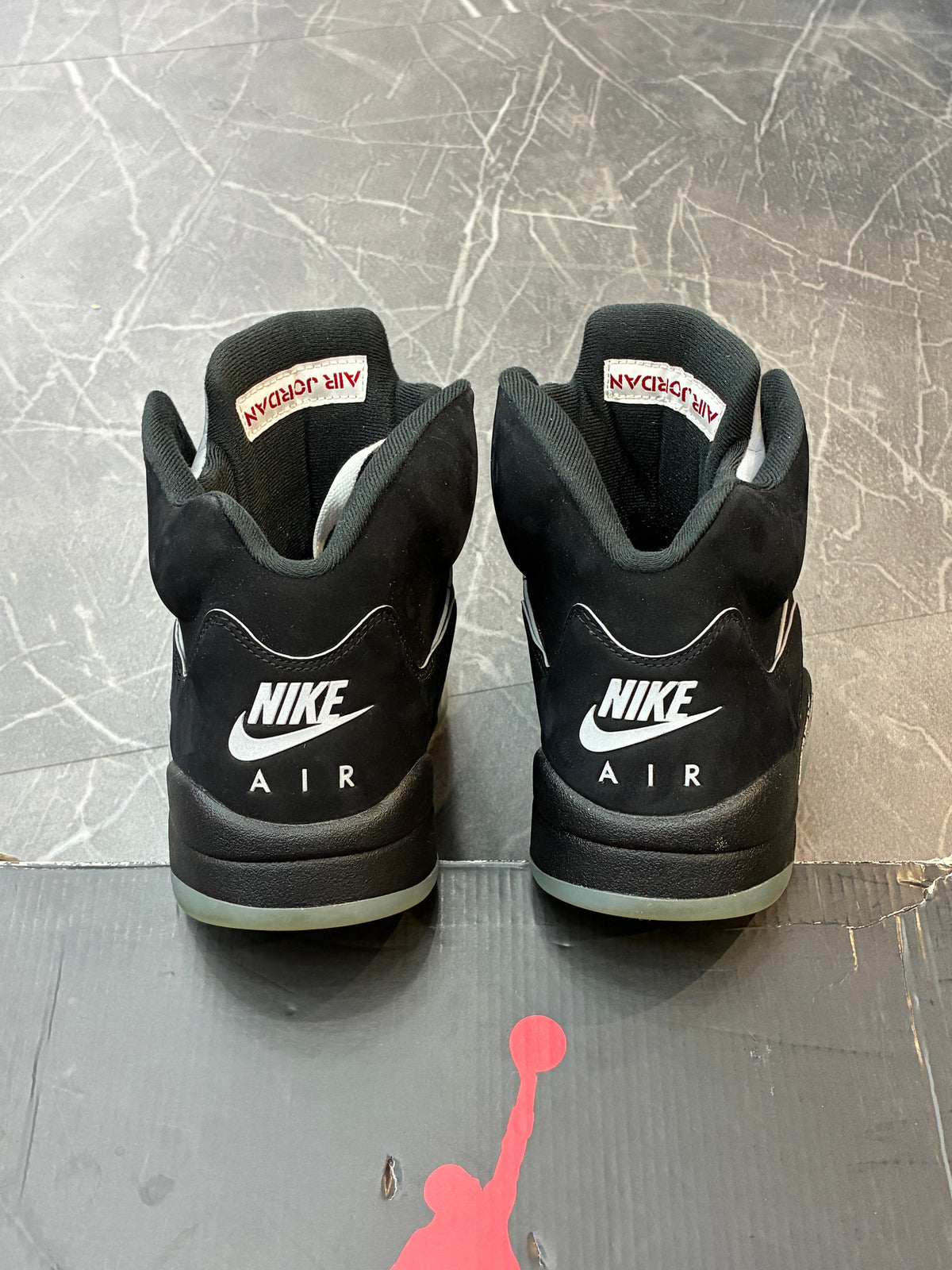 Jordan 5 “Black Metallic”