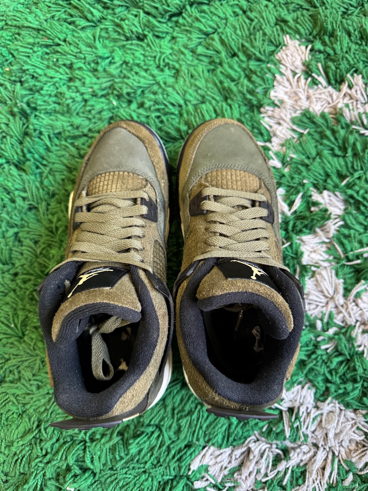 Jordan 4 Craft “Medium Olive”