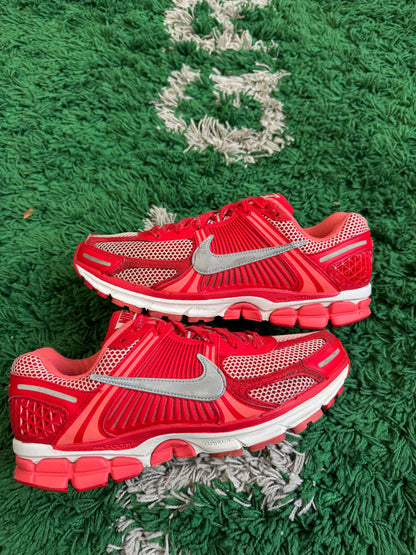 Nike Zoom Vomero 5 “University Red”