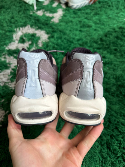 Nike Air Max 95 “A Ma Maniere Diffused Taupe”