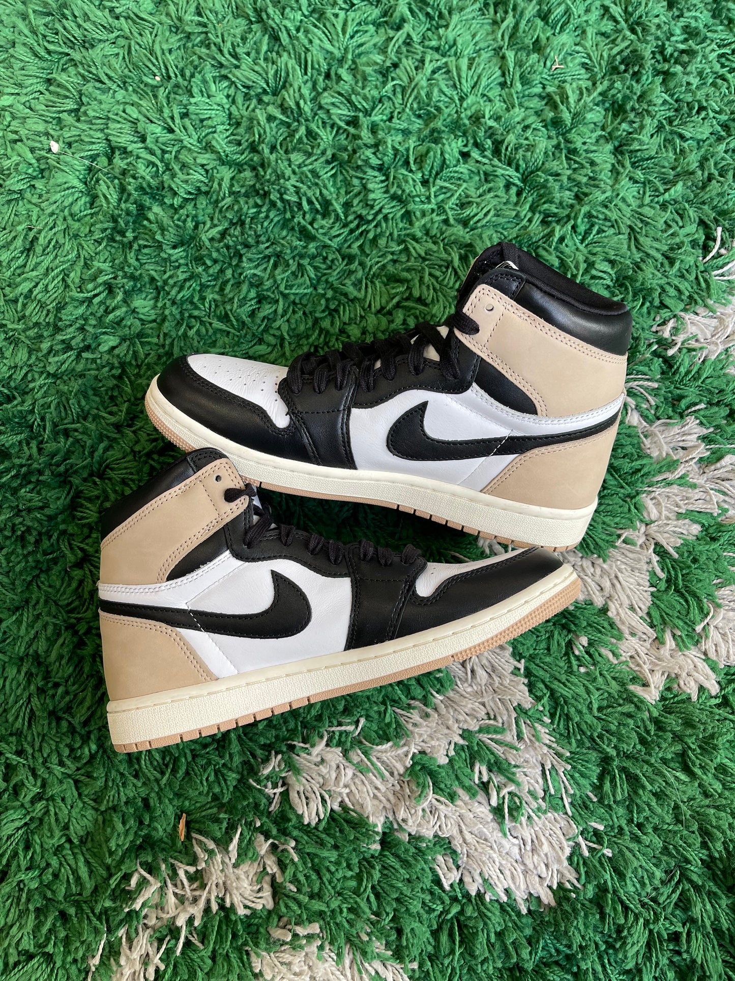 Jordan 1 High “Latte”
