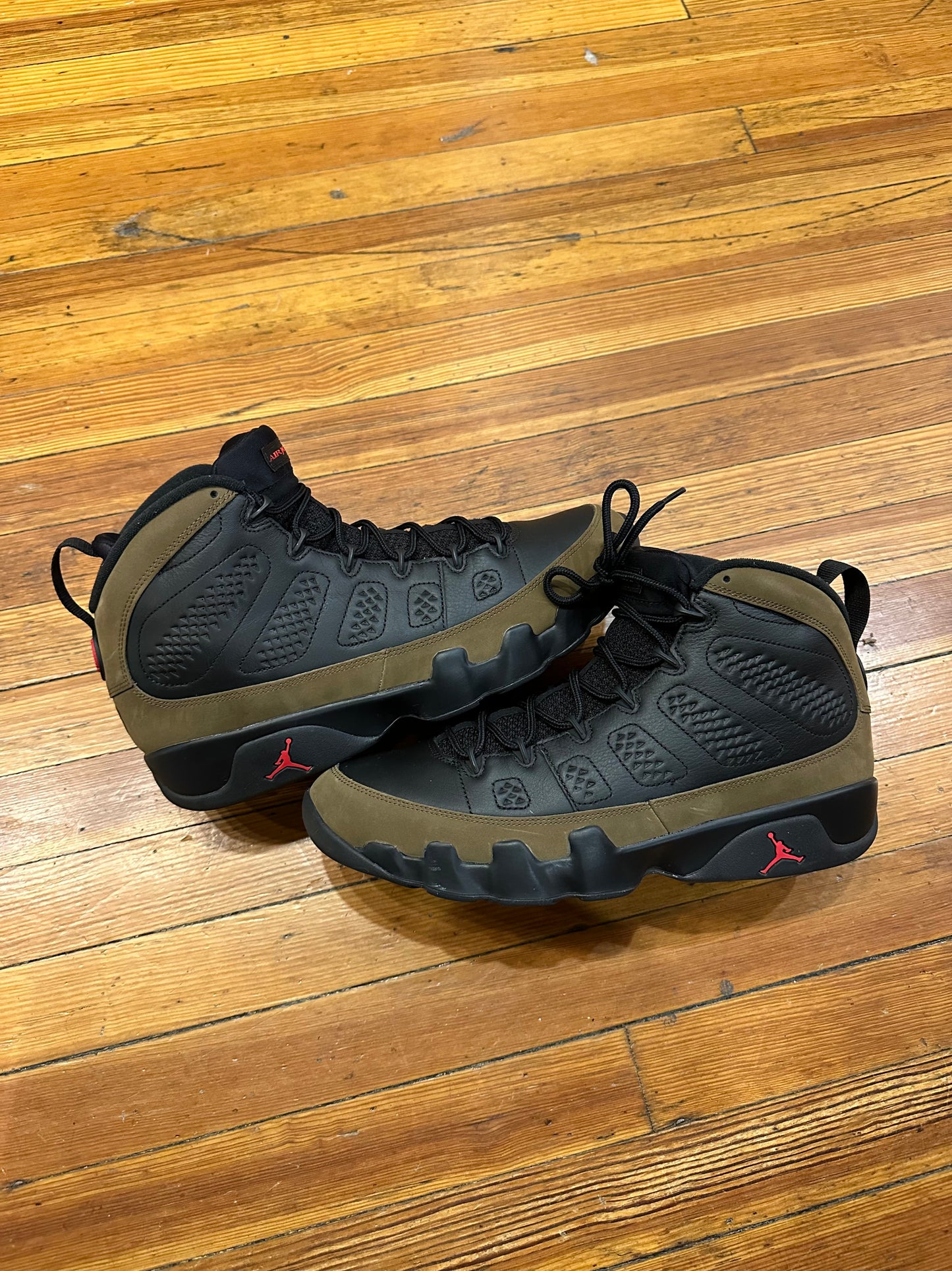 Jordan 9 “Olive”