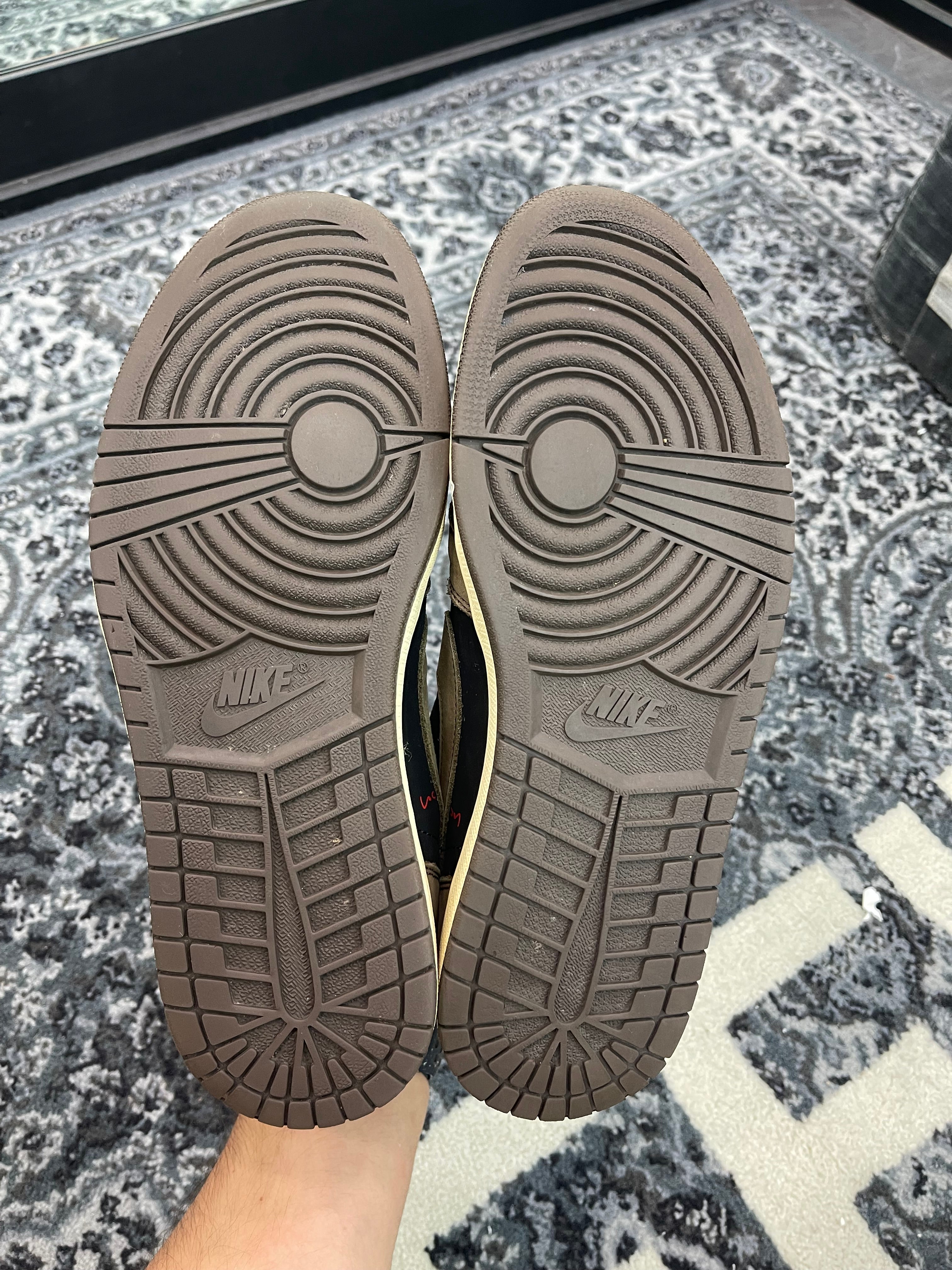 Jordan 1 Low x Travis Scott “Mocha”