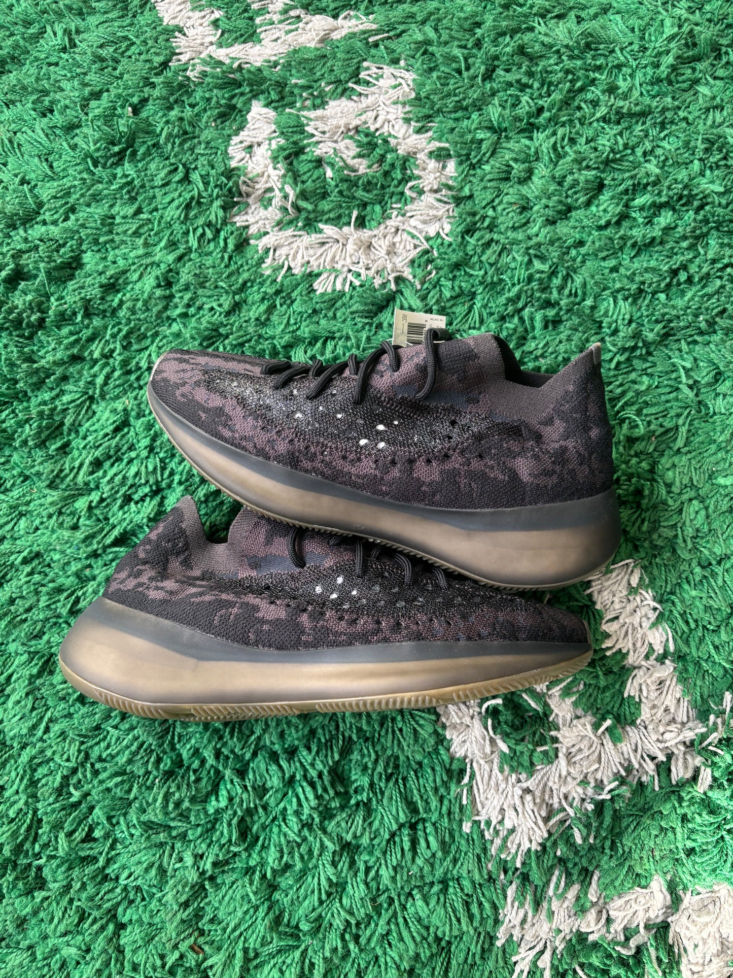 Yeezy 380 “Onyx”