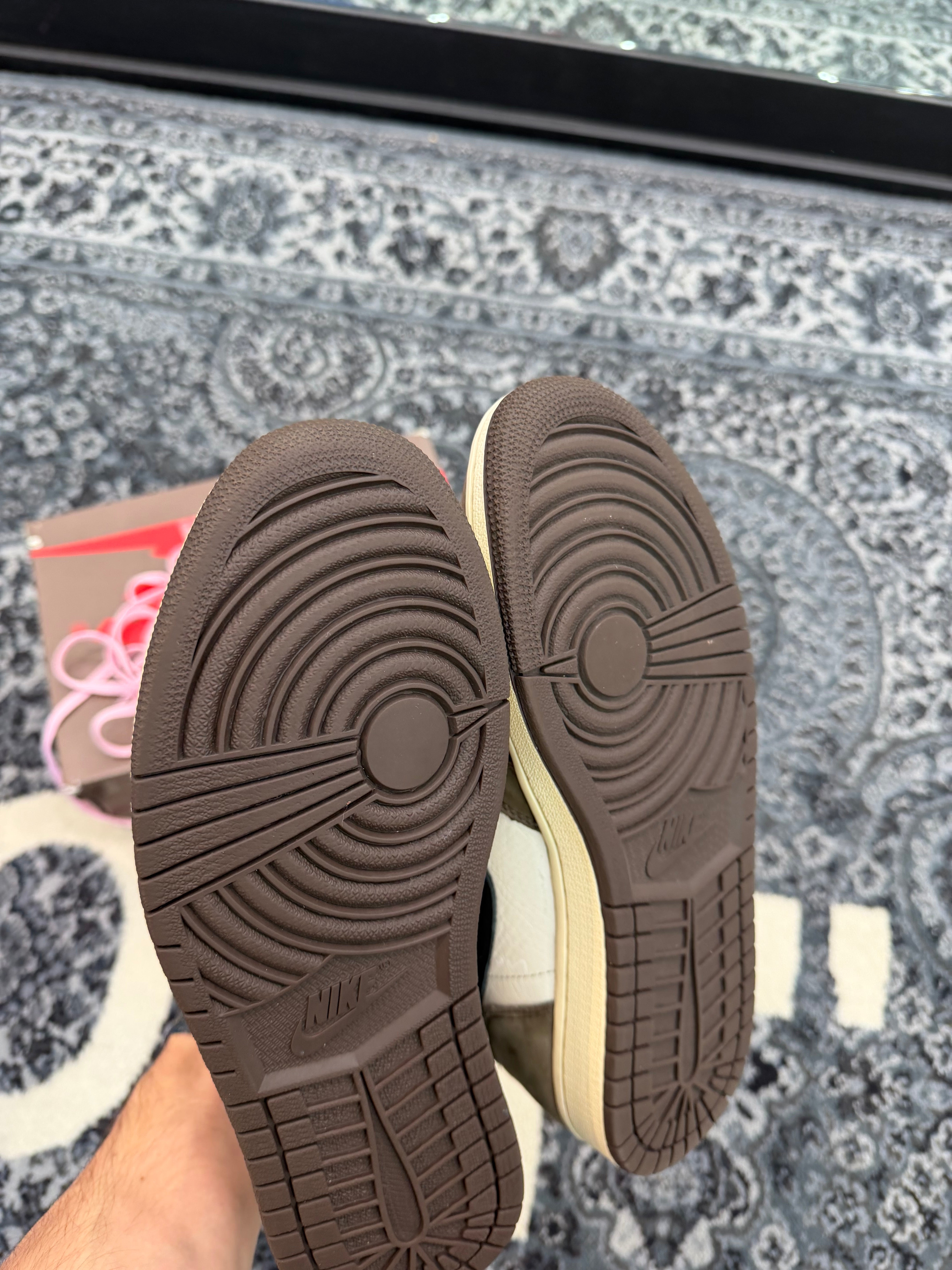 Jordan 1 High x Travis Scott “Mocha”