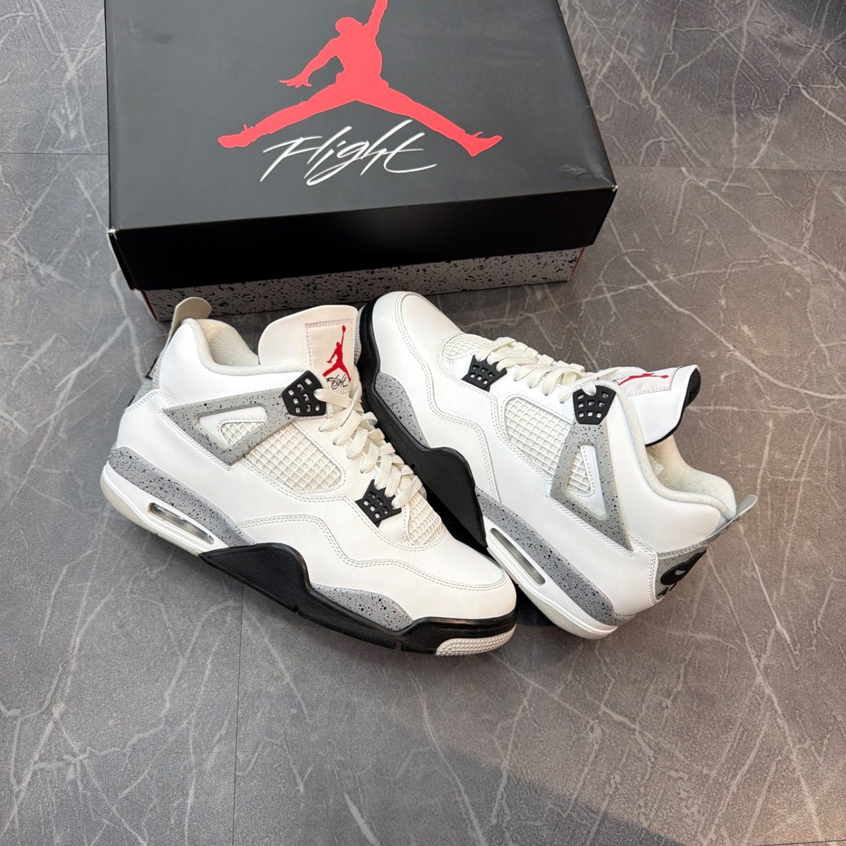 Jordan 4 Retro White Cement (2025) (Size 12) (VNDS)