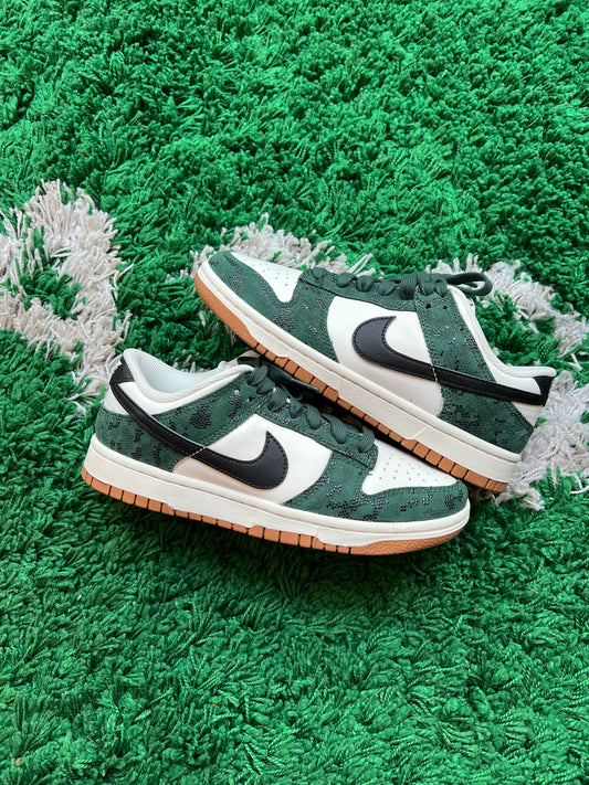 Nike Dunk Low “Green Snake”