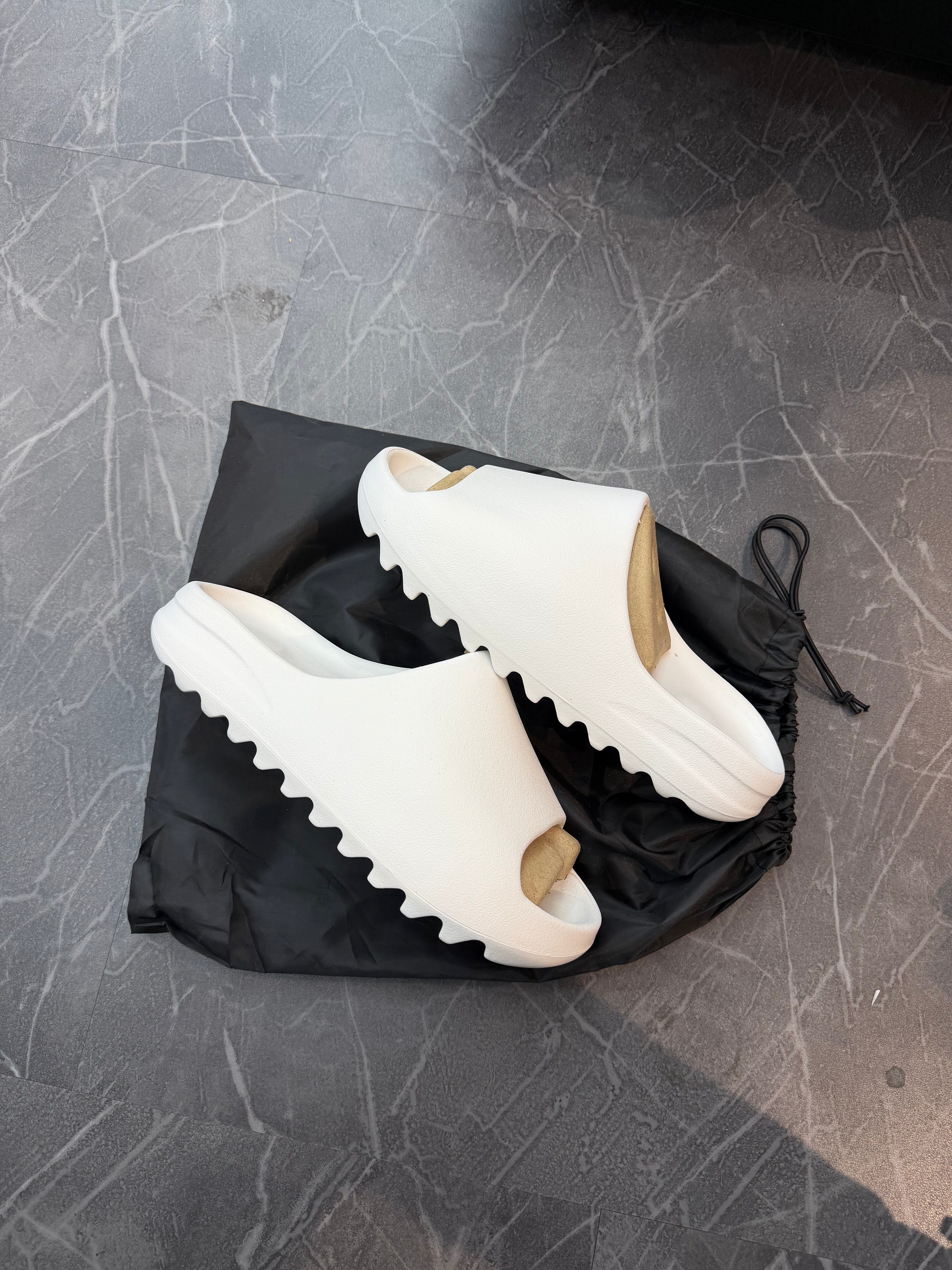 Yeezy Slide YS-01 White