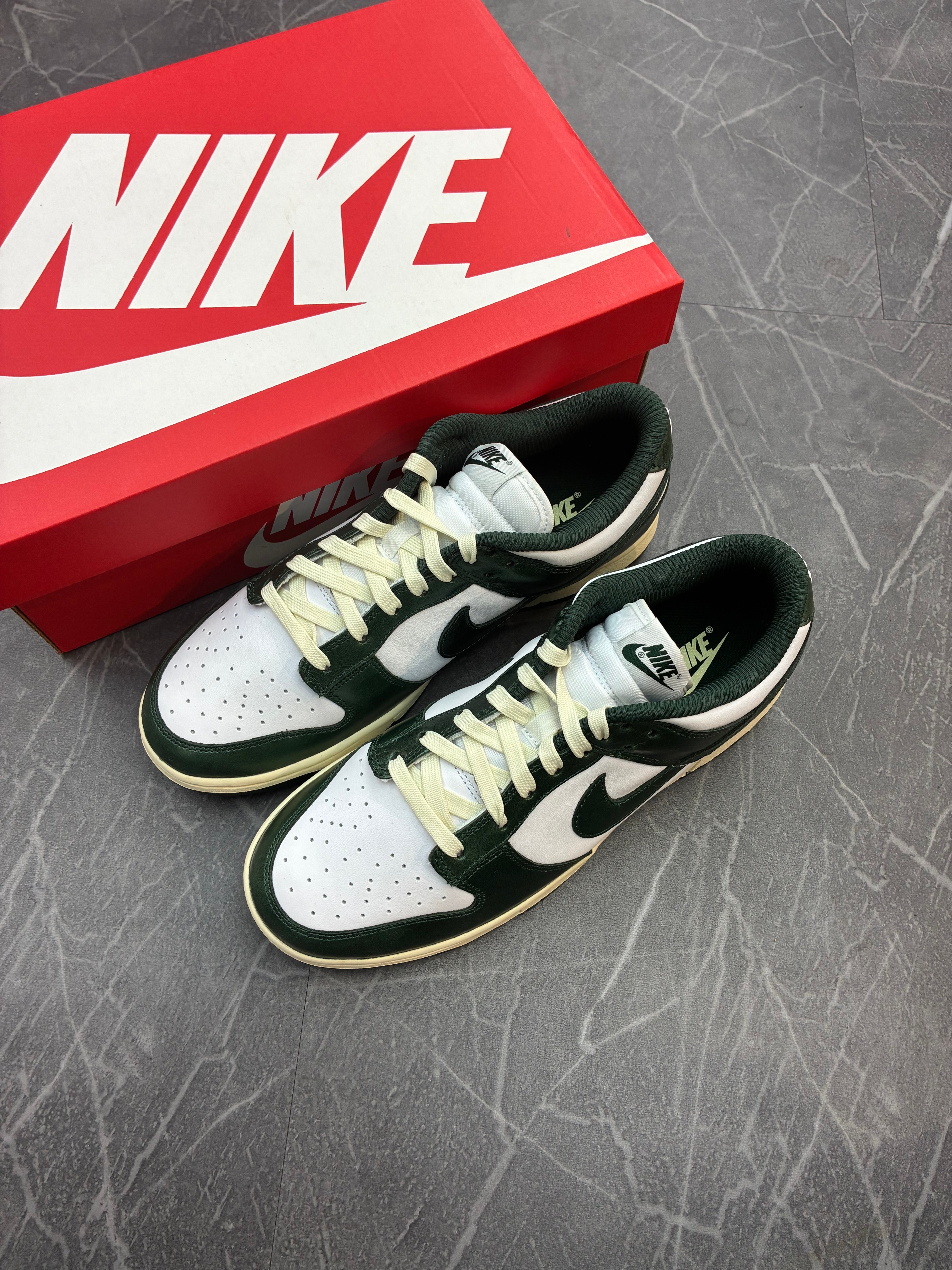 Nike Dunk Low “Vintage Green”