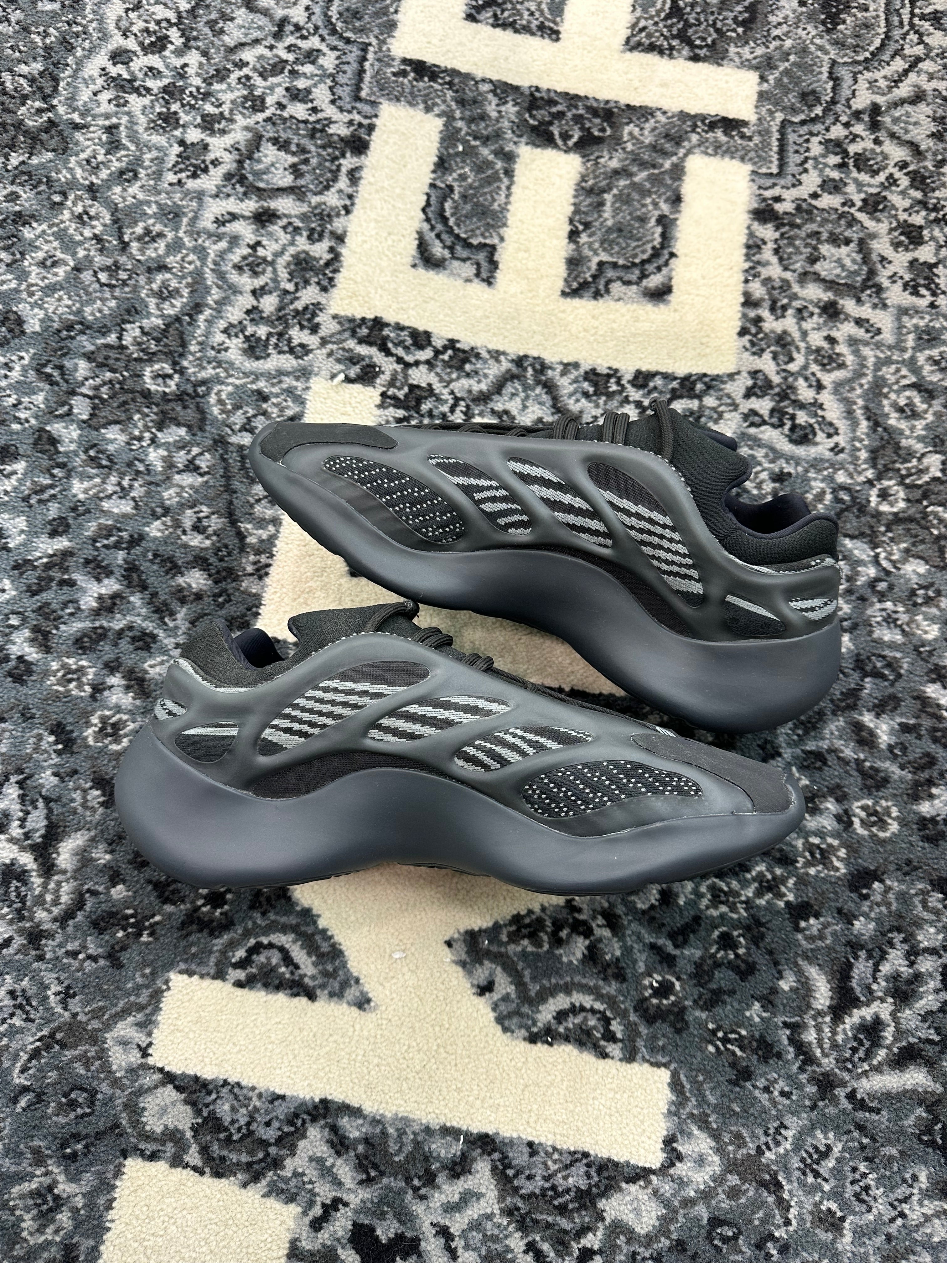 Yeezy 700 “Dark Glow”