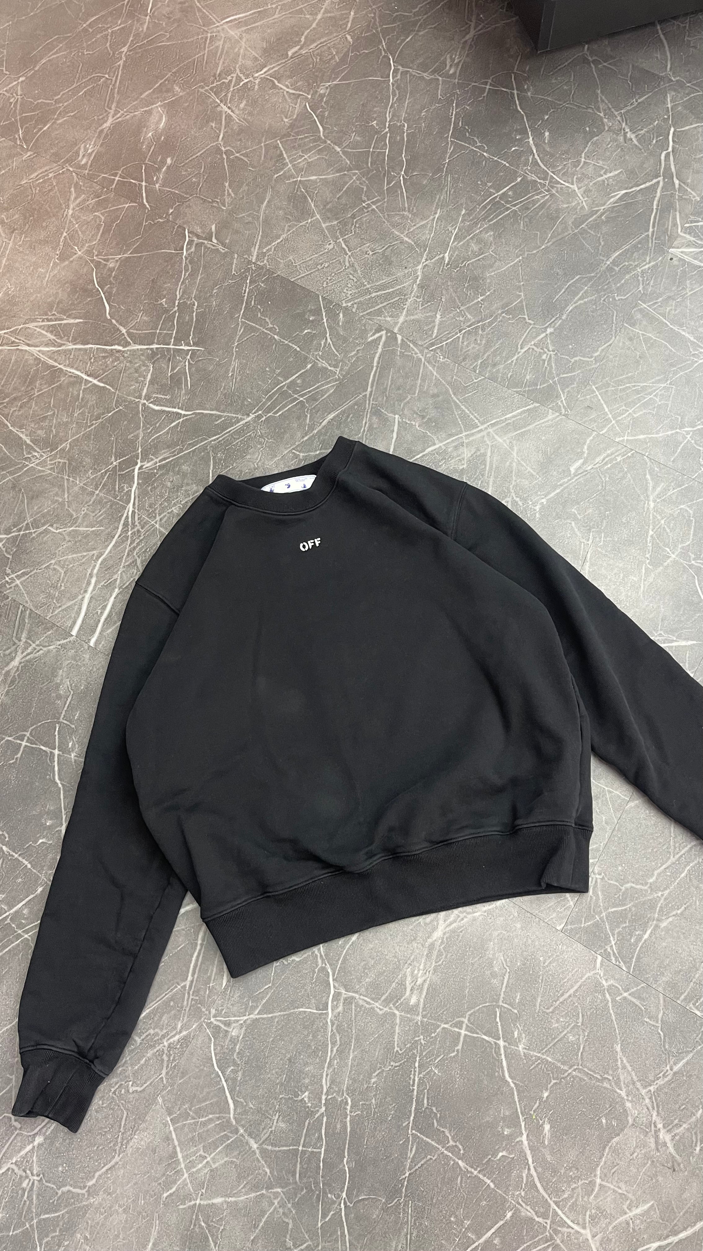 Off White Stencil Arrow Crewneck “Black”